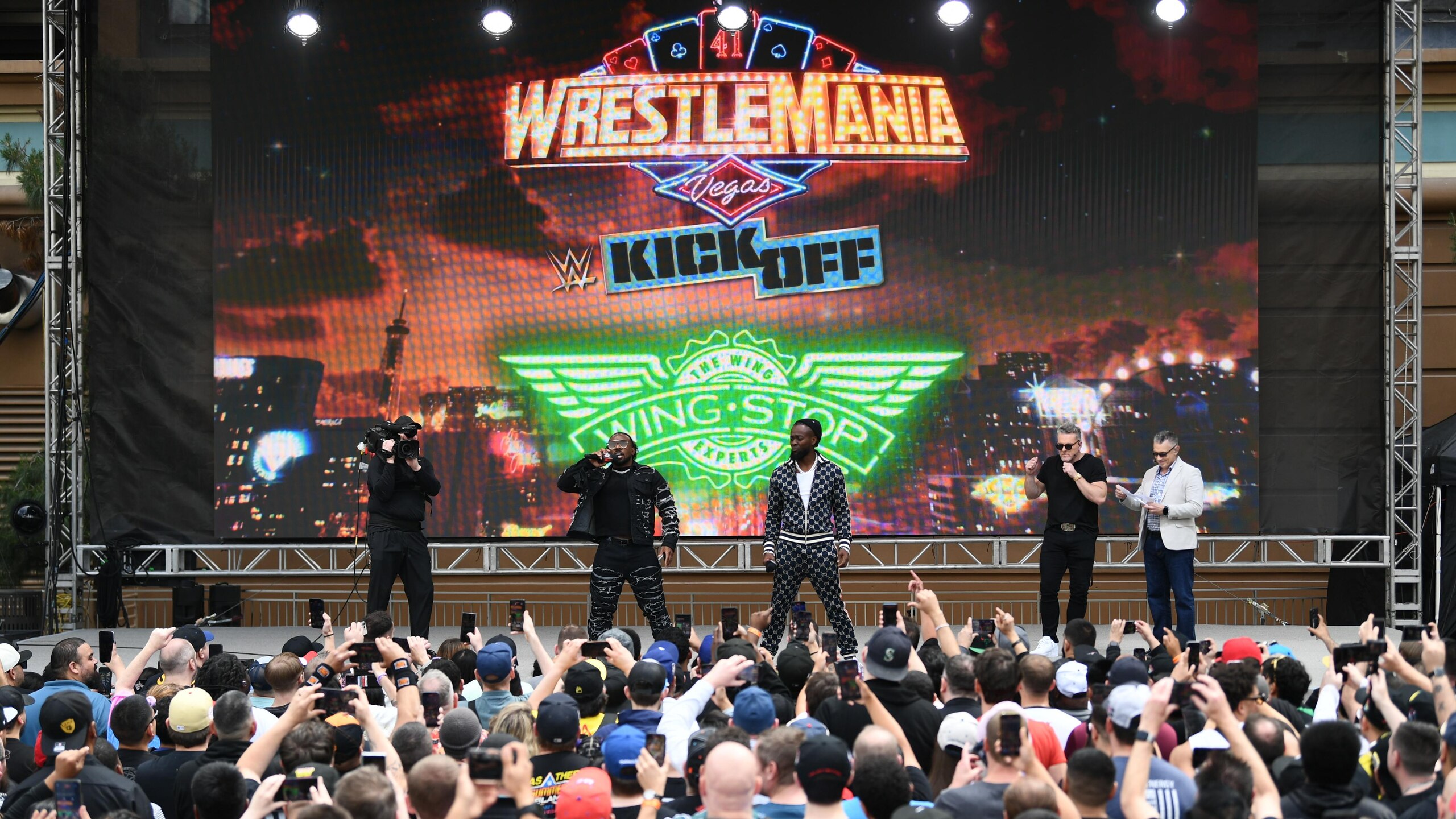 WrestleMania 41 - Previews WrestleMania 41 - Previews