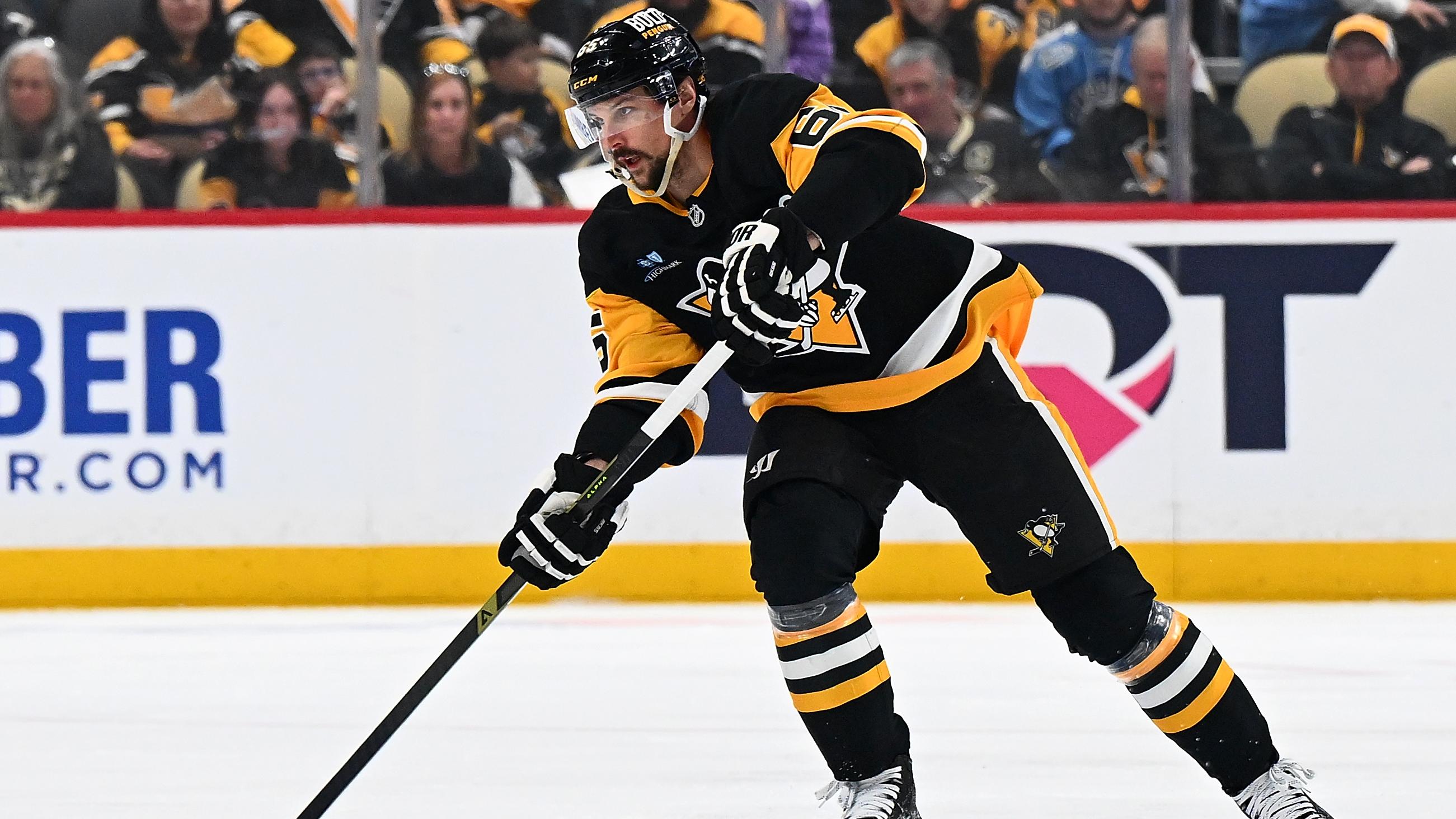 Boston Bruins v Pittsburgh Penguins