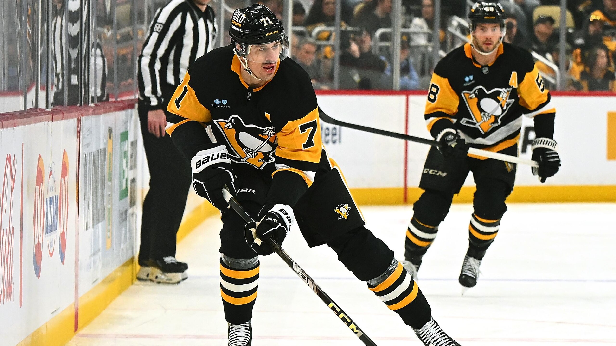 Boston Bruins v Pittsburgh Penguins