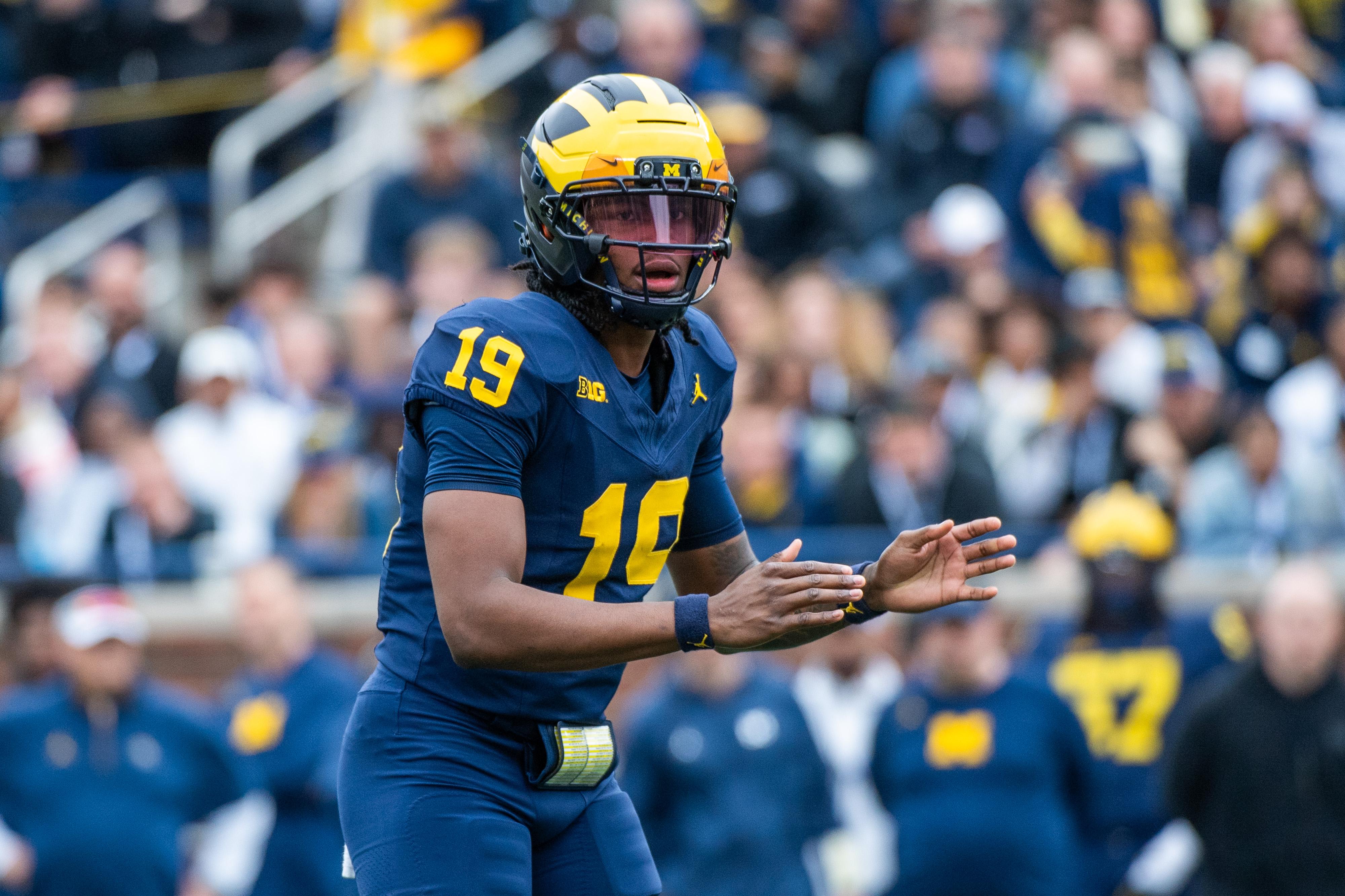 Michigan Maize vs Blue Spring Game