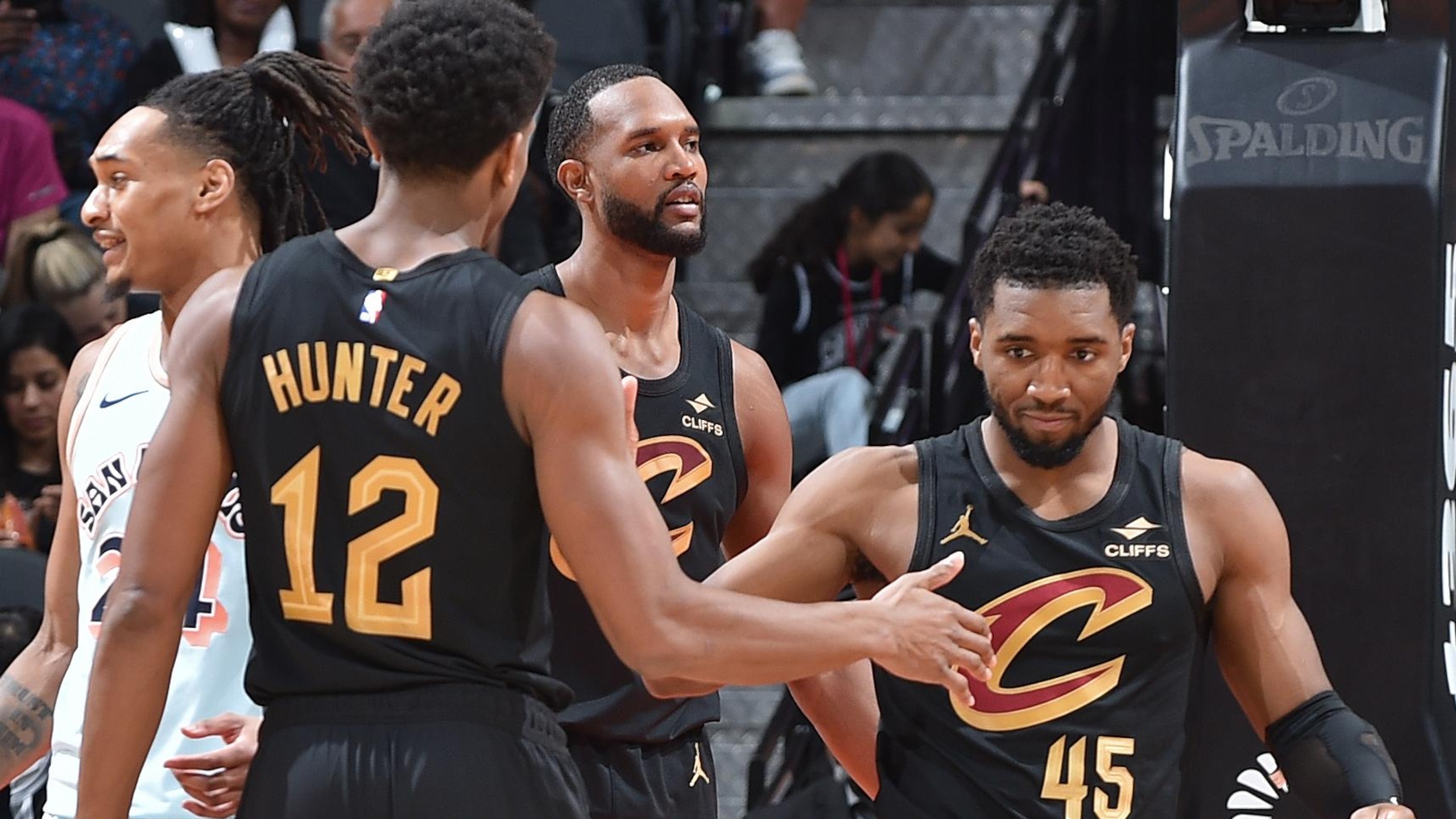 Cleveland Cavaliers v San Antonio Spurs