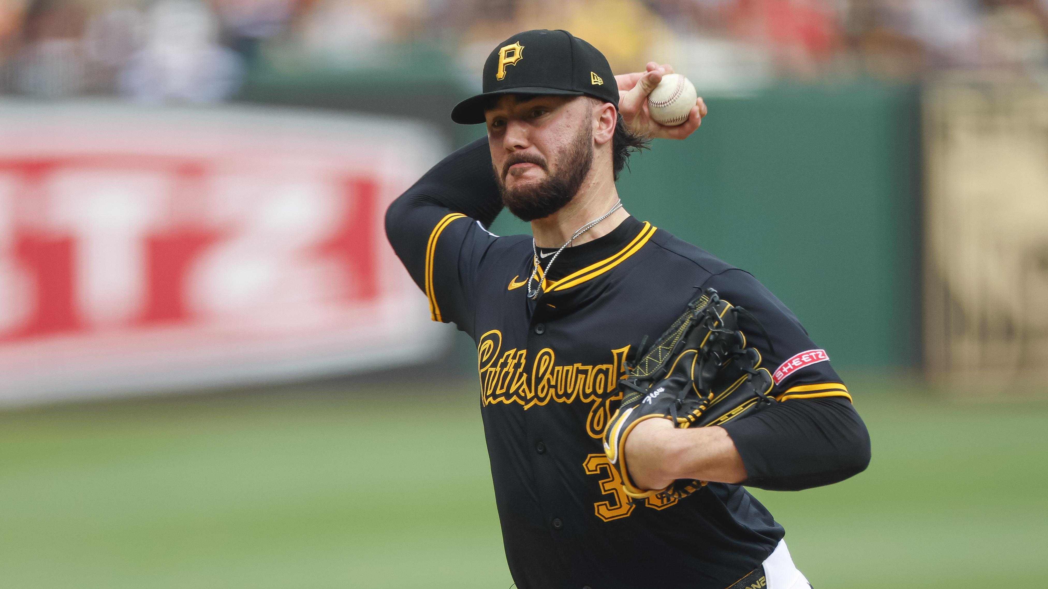 Cleveland Guardians v Pittsburgh Pirates