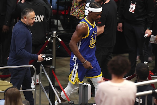Jimmy Butler Falling Warriors' Jimmy Butler Suffers Pelvis Injury After Hard Fall vs ...