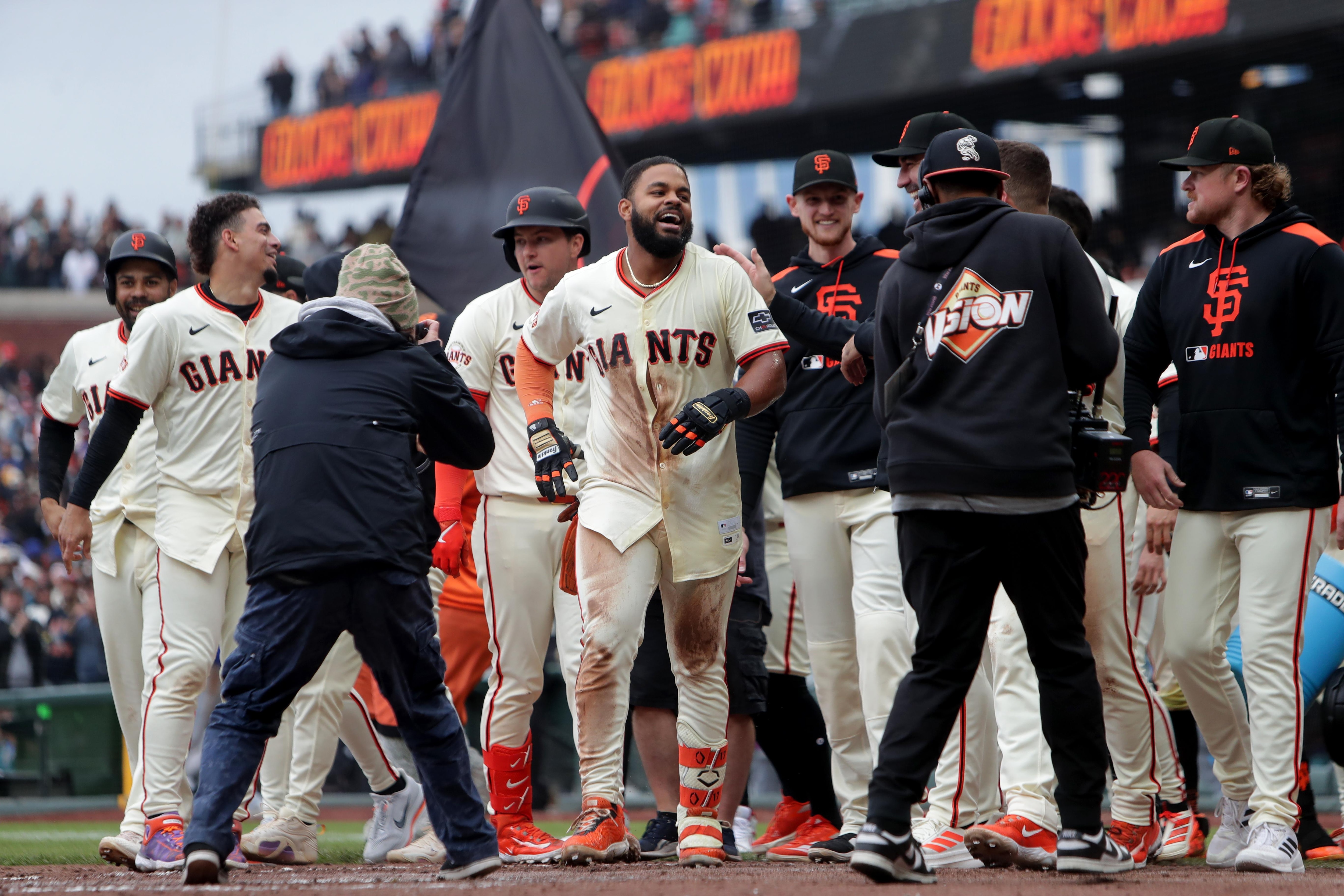MLB: APR 27 Rangers at Giants