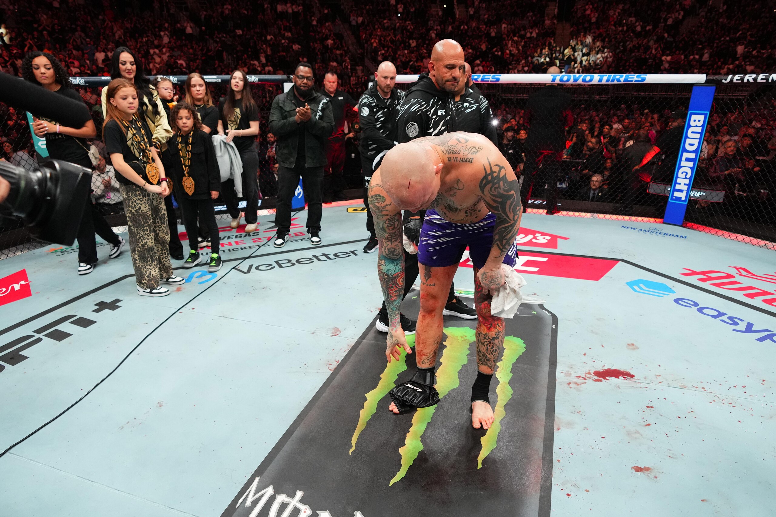UFC Fight Night: Smith v Zhang