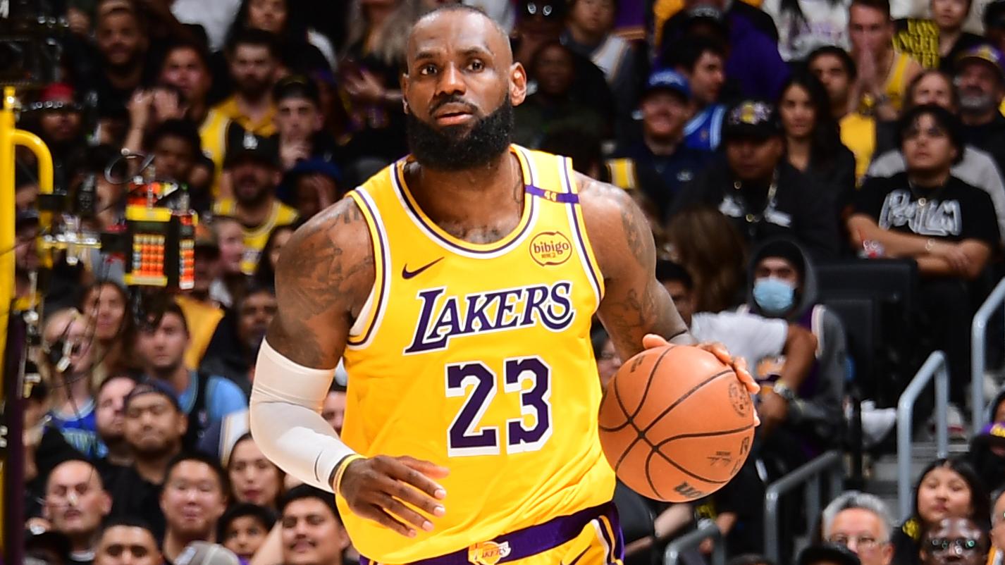 LeBron James Attends 2025 Basketball HOF Ceremony as 2008 Redeem Team Inducted