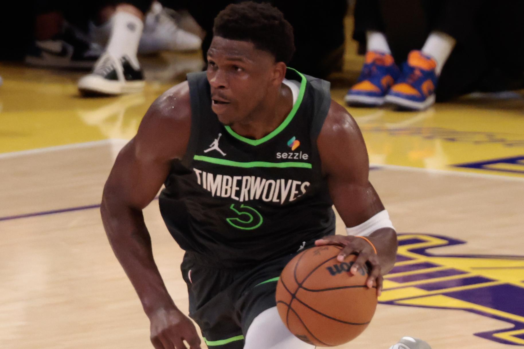 NBA: APR 30 Western Conference Playoffs - Timberwolves at Lakers