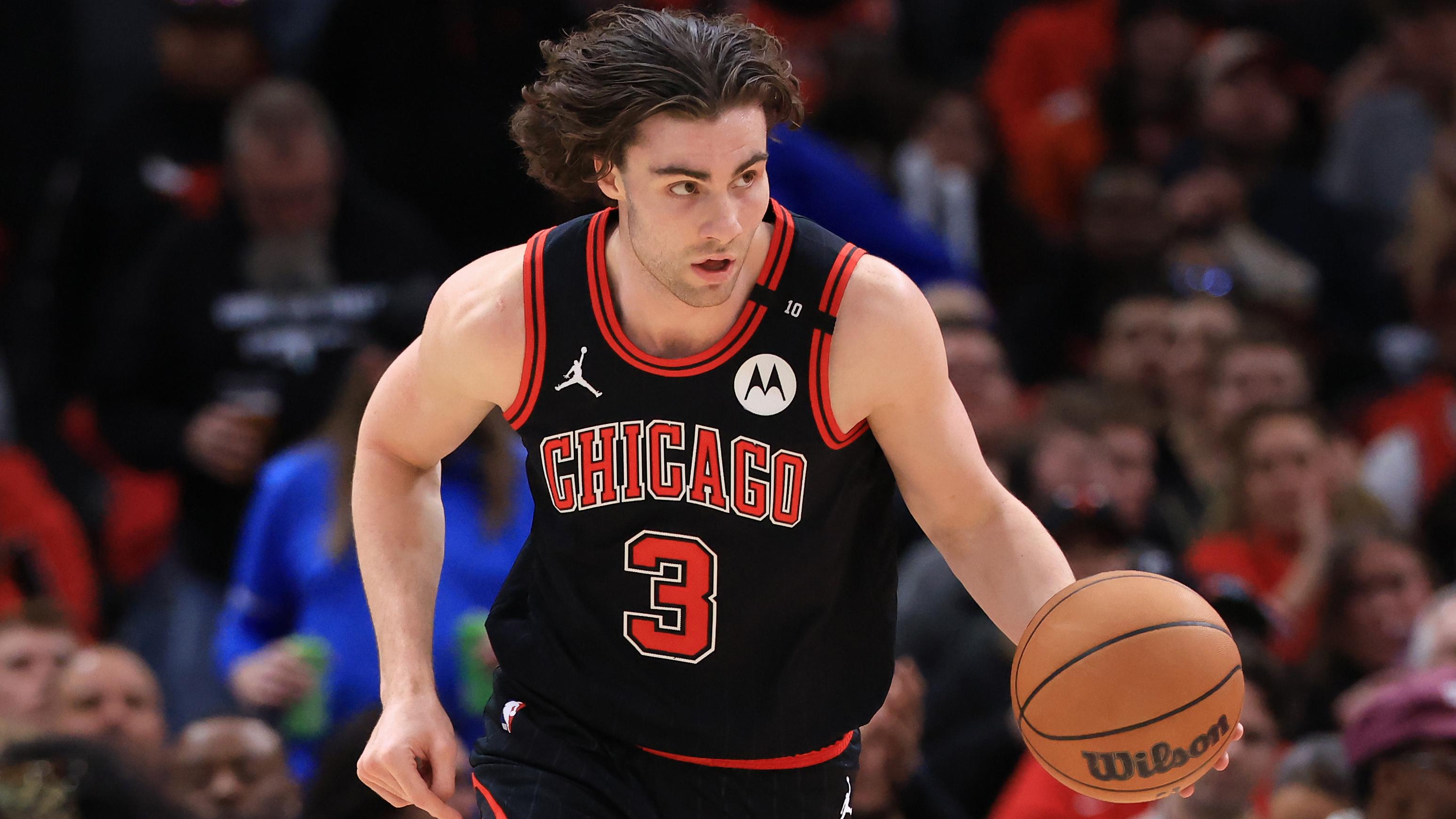 Miami Heat v Chicago Bulls - Play-In Tournament