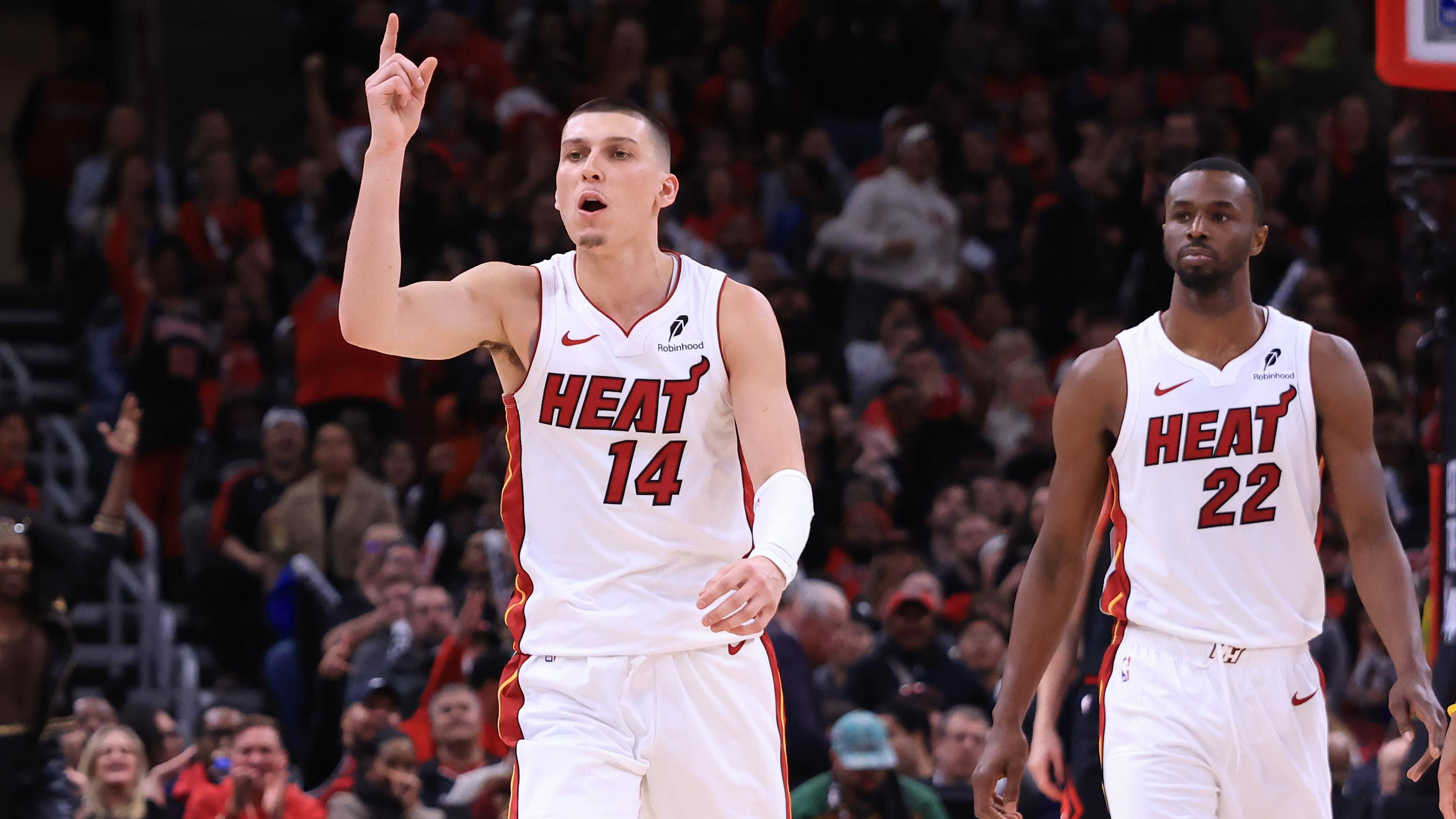 Miami Heat v Chicago Bulls - Play-In Tournament