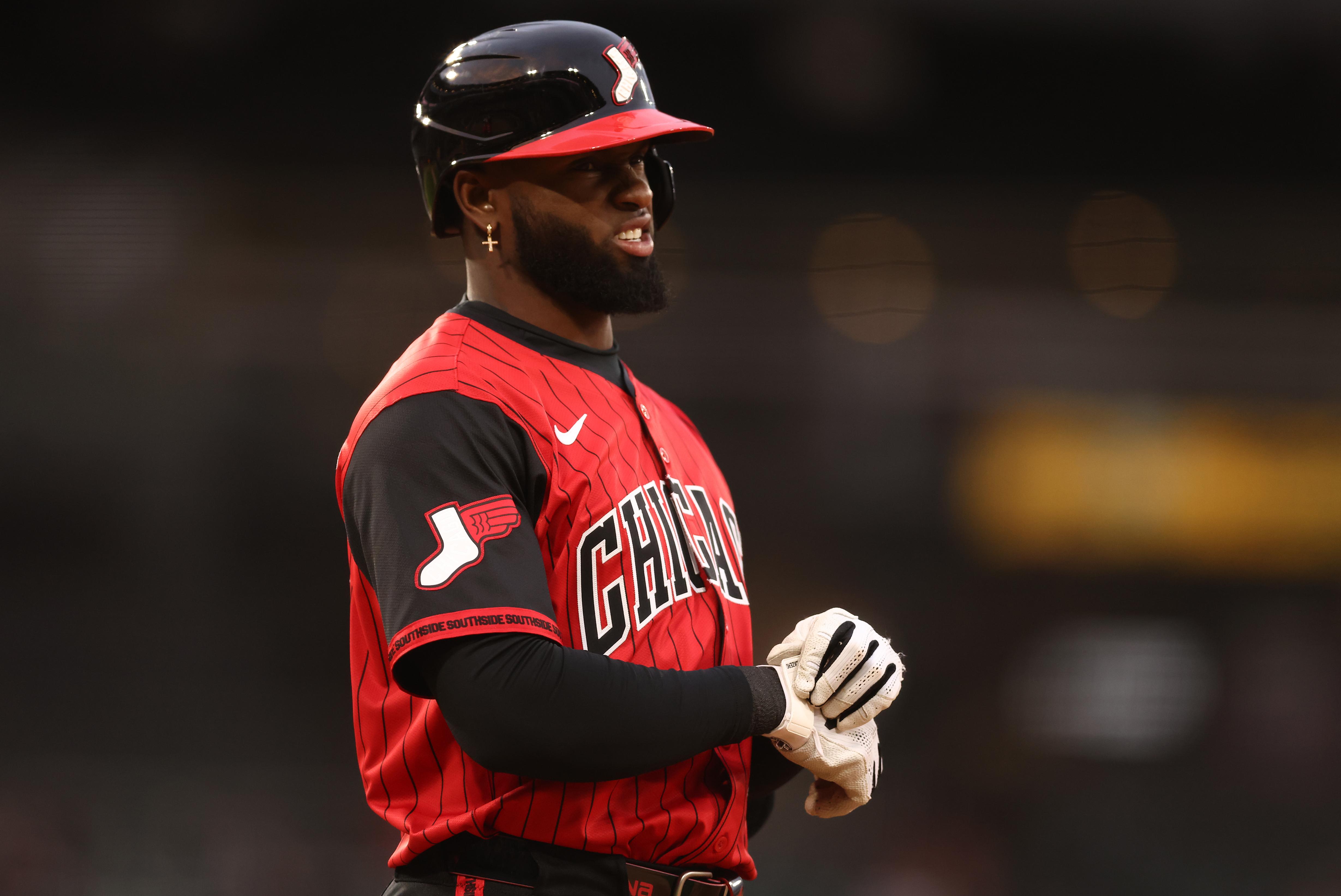 MLB: MAY 02 Astros at White Sox