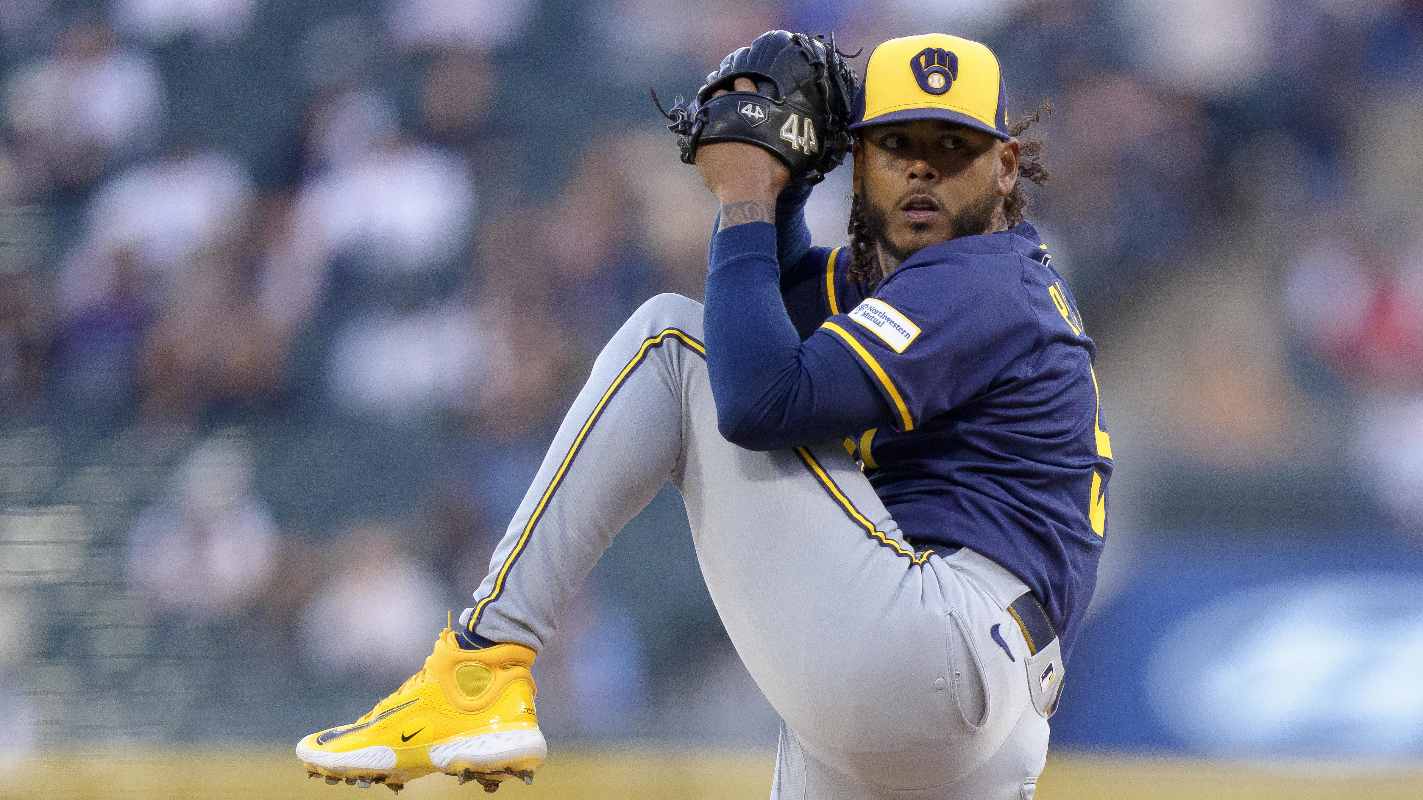 Milwaukee Brewers v Chicago White Sox Milwaukee Brewers v Chicago White Sox