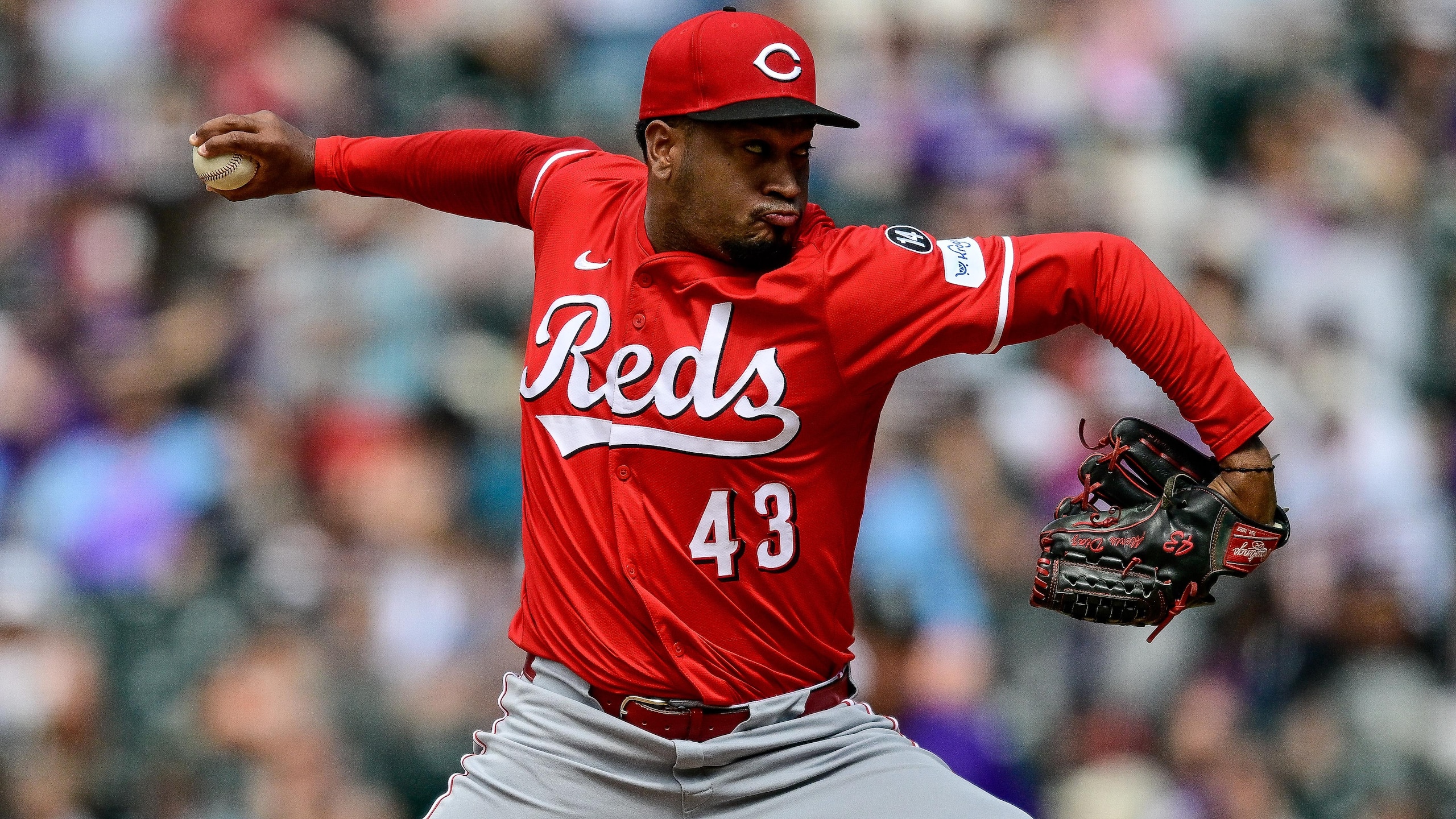 Cincinnati Reds v Colorado Rockies