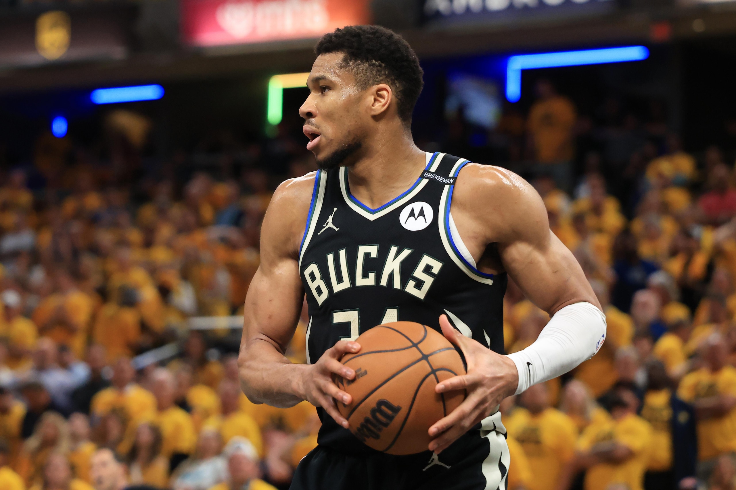 Milwaukee Bucks v Indiana Pacers - Game Five