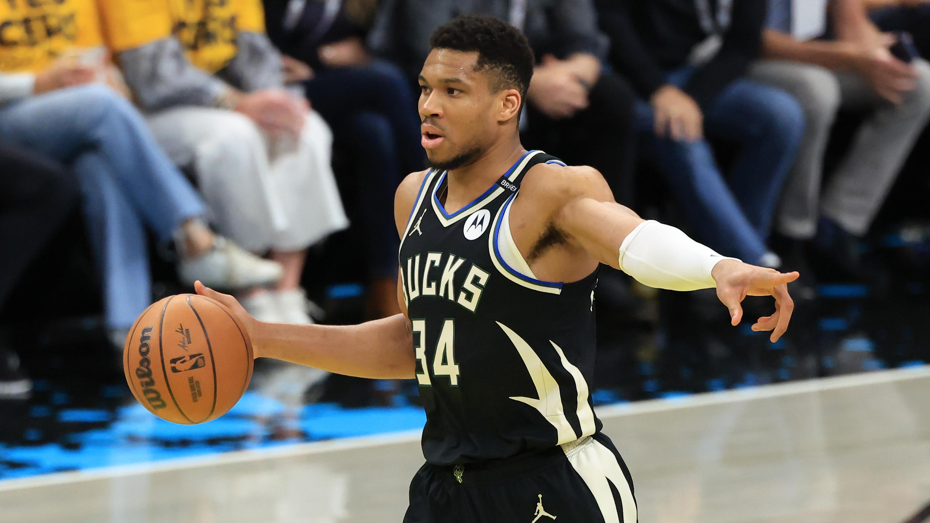 Milwaukee Bucks v Indiana Pacers - Game Five