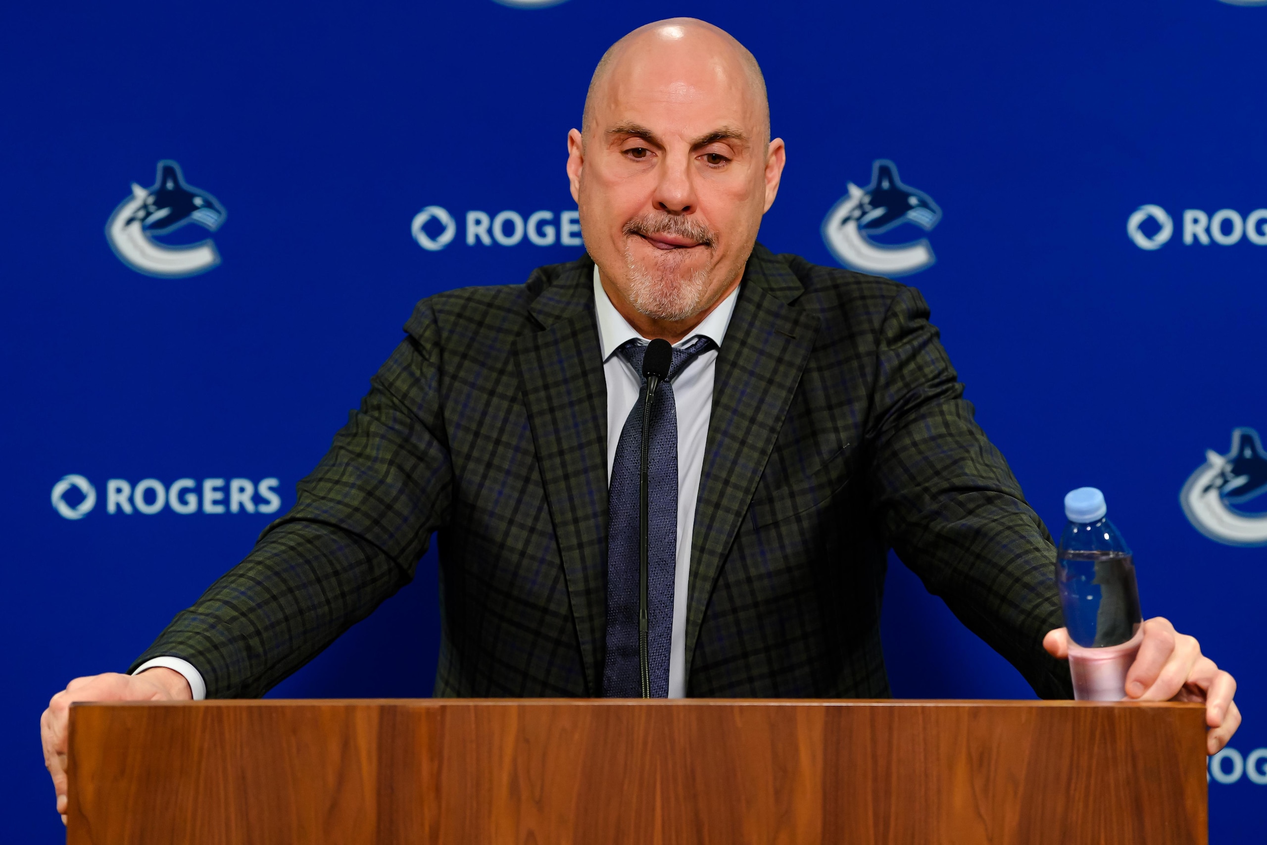Vegas Golden Knights v Vancouver Canucks