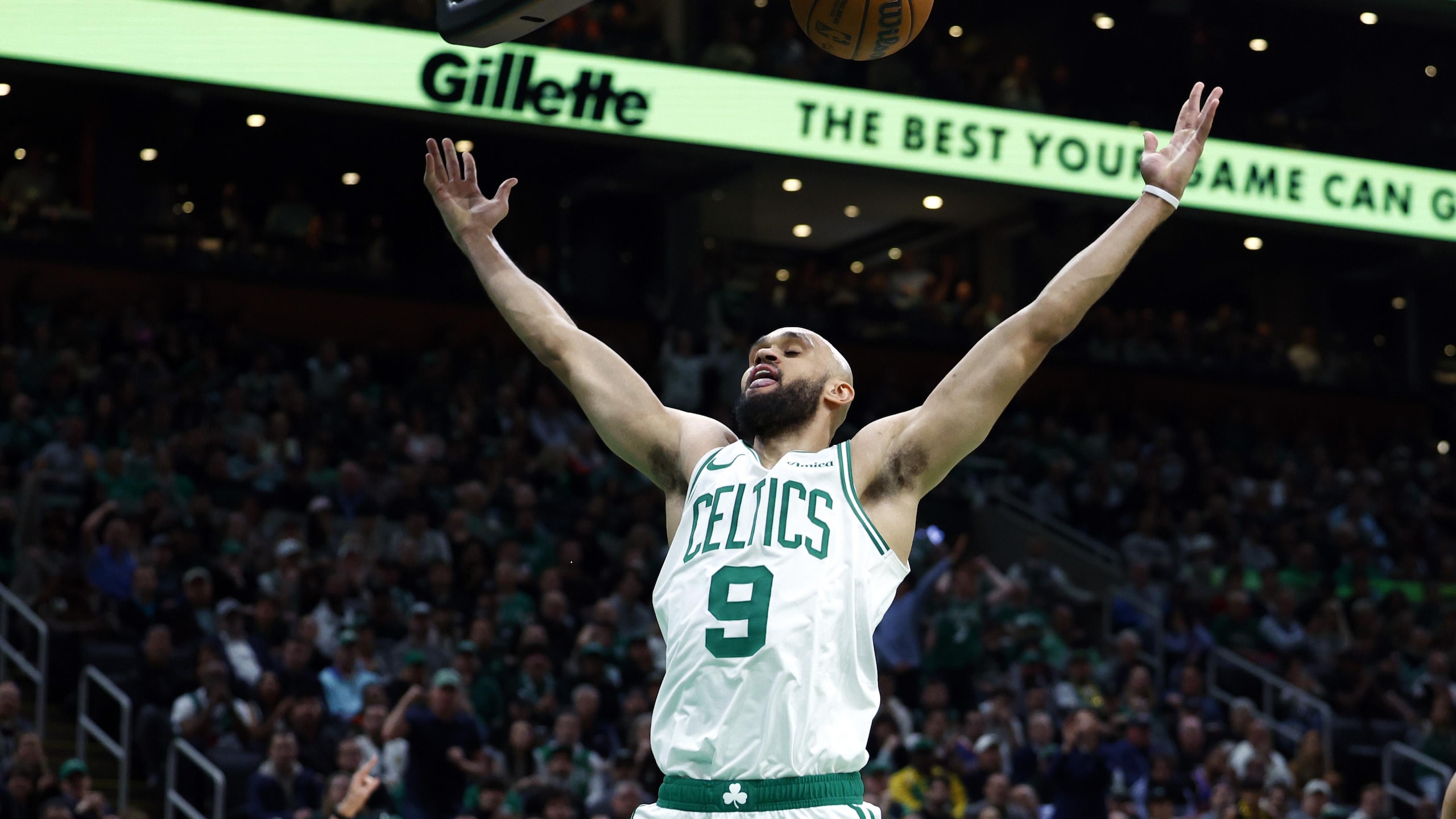 Celtics go cold from long distance as Knicks erase 20-point deficit in second half, win Game 1 in overtime