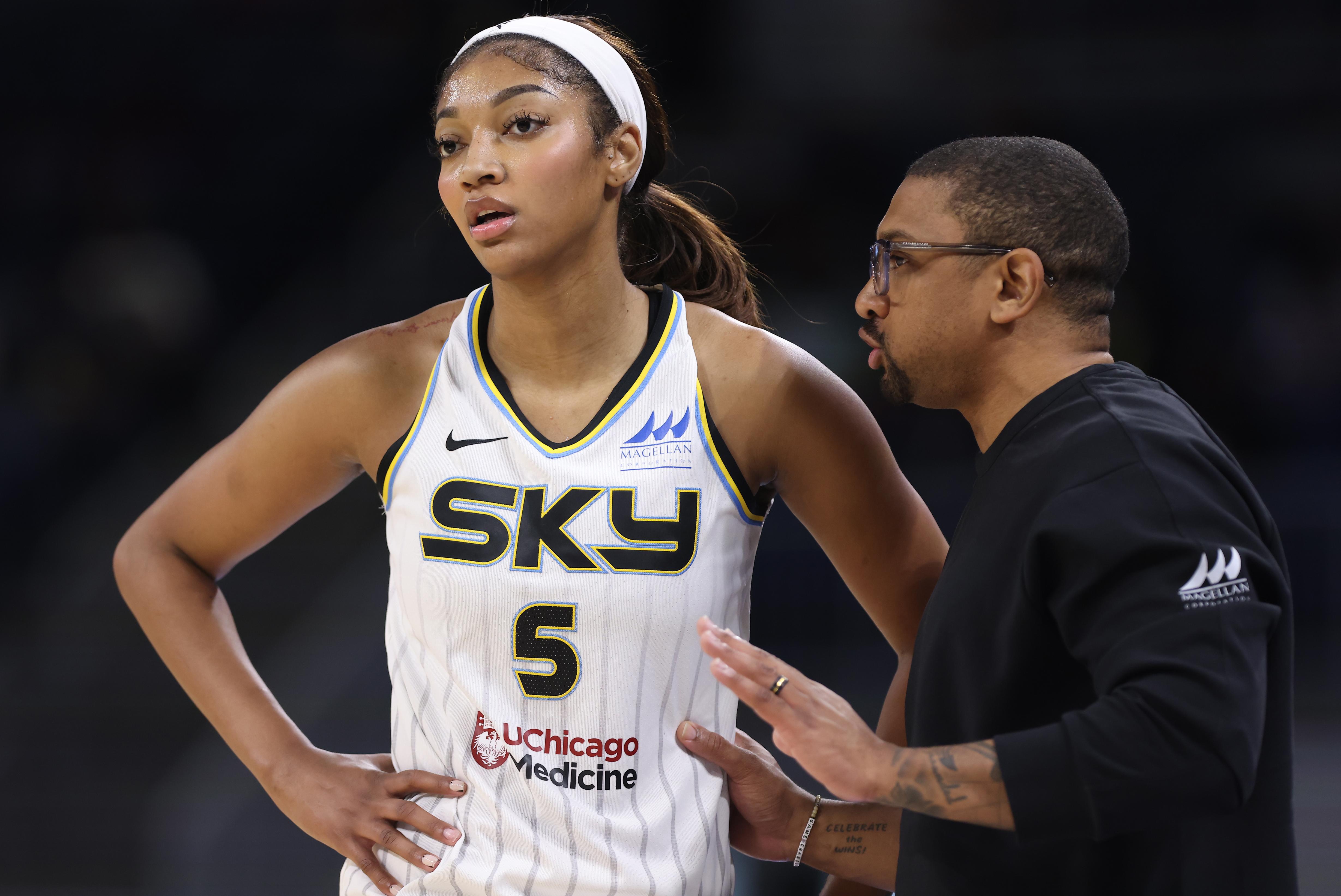 WNBA: MAY 06 Preseason - Minnesota Lynx at Chicago Sky