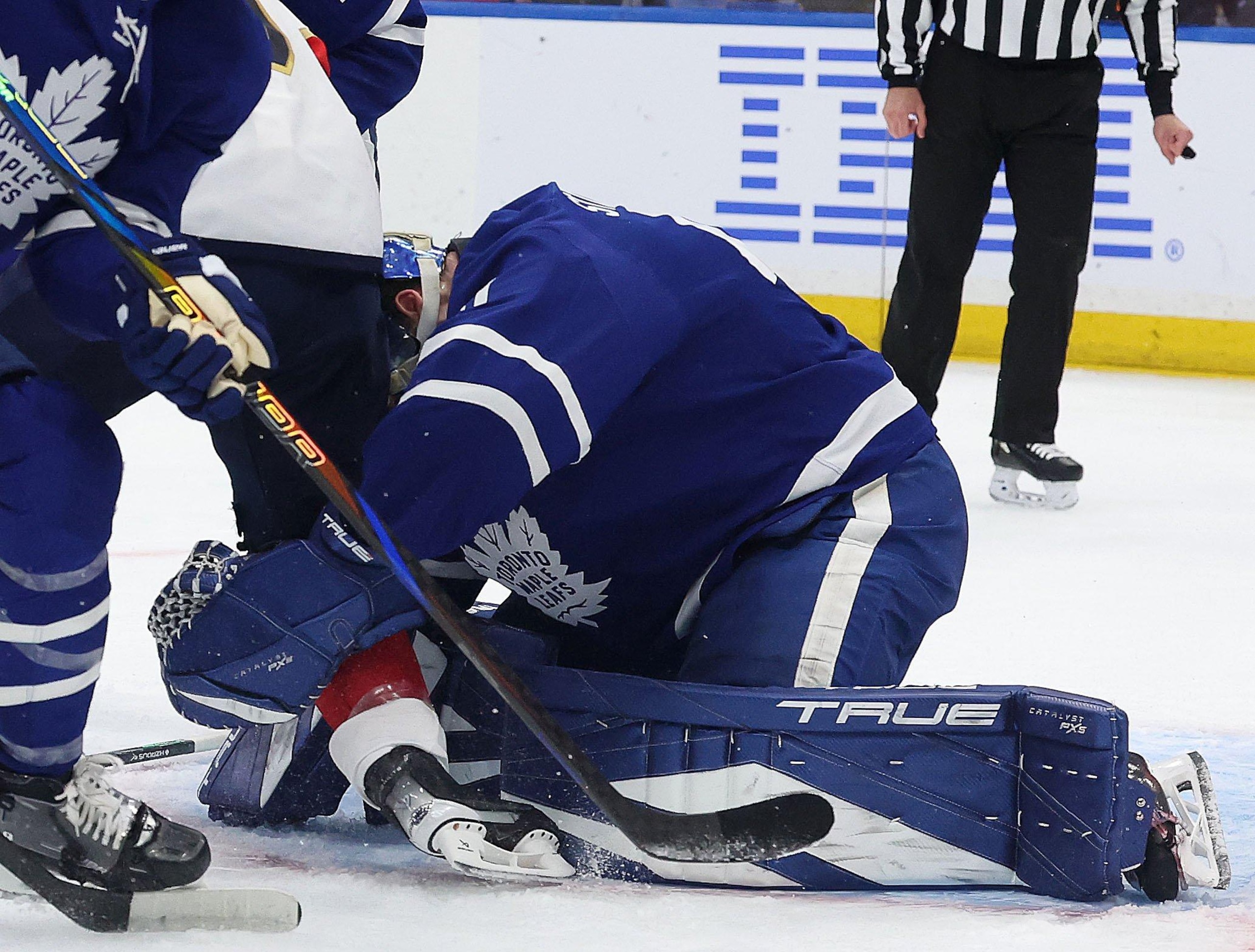 Toronto Maple Leafs beat the Florida Panthers 5-4 in the first game of their second round series of the NHL Stanley Cup Play-offs Toronto Maple Leafs beat the Florida Panthers 5-4 in the first game of their second round series of the NHL Stanley Cup Play-offs
