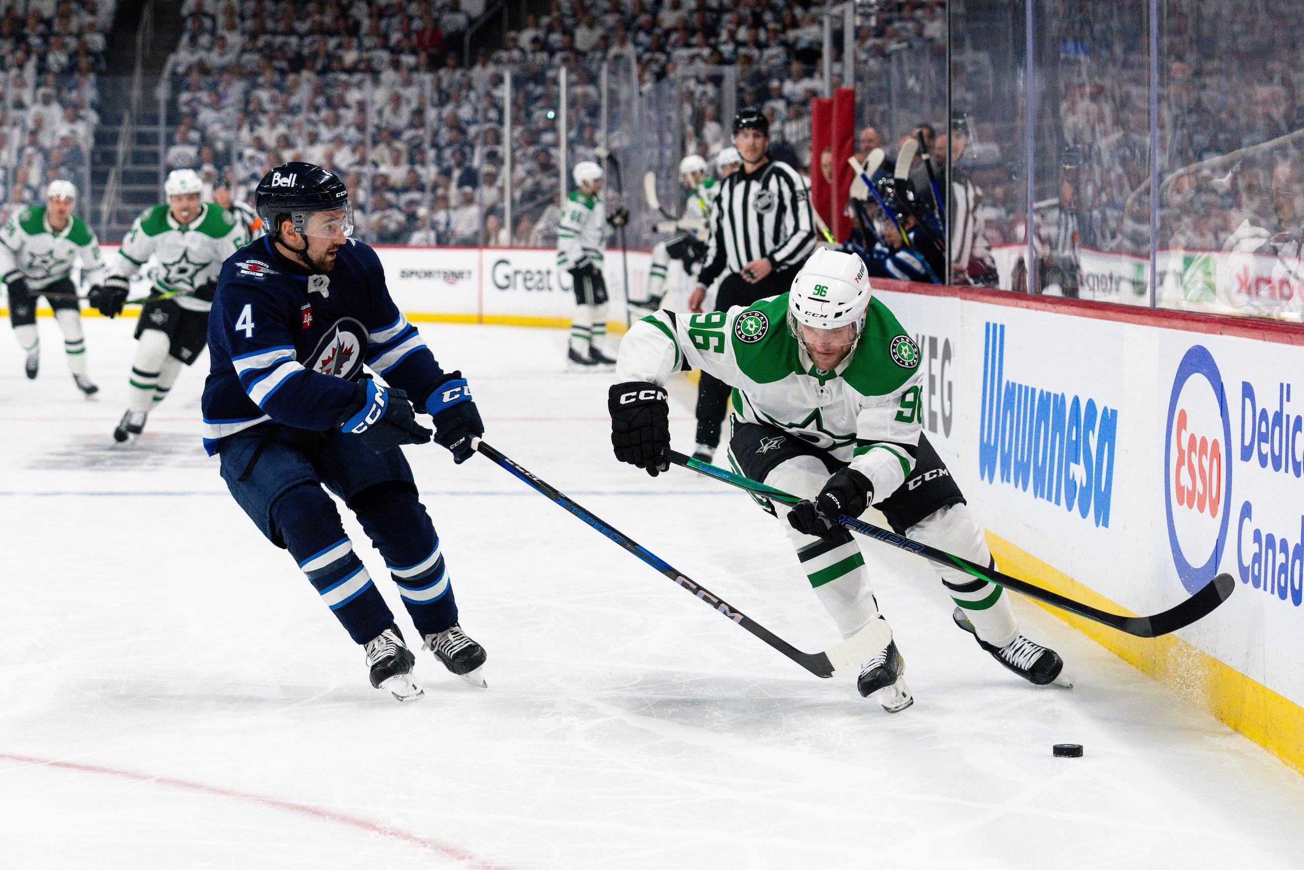 Dallas Stars v Winnipeg Jets - Game One