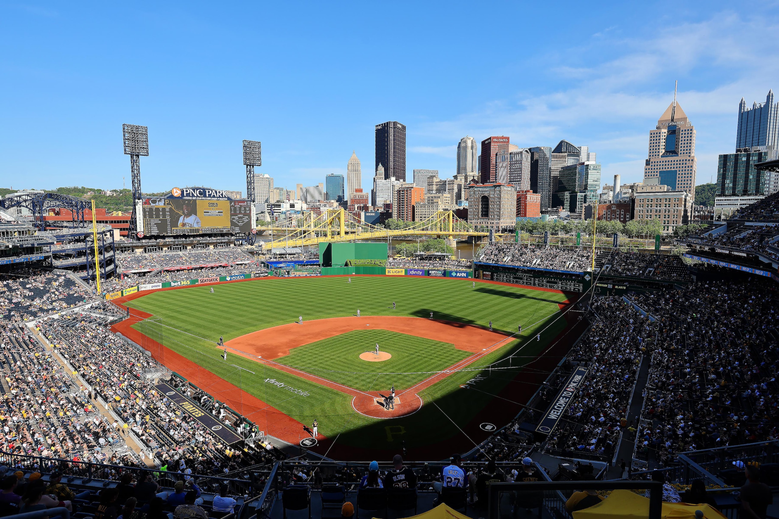 MLB: MAY 10 Braves at Pirates