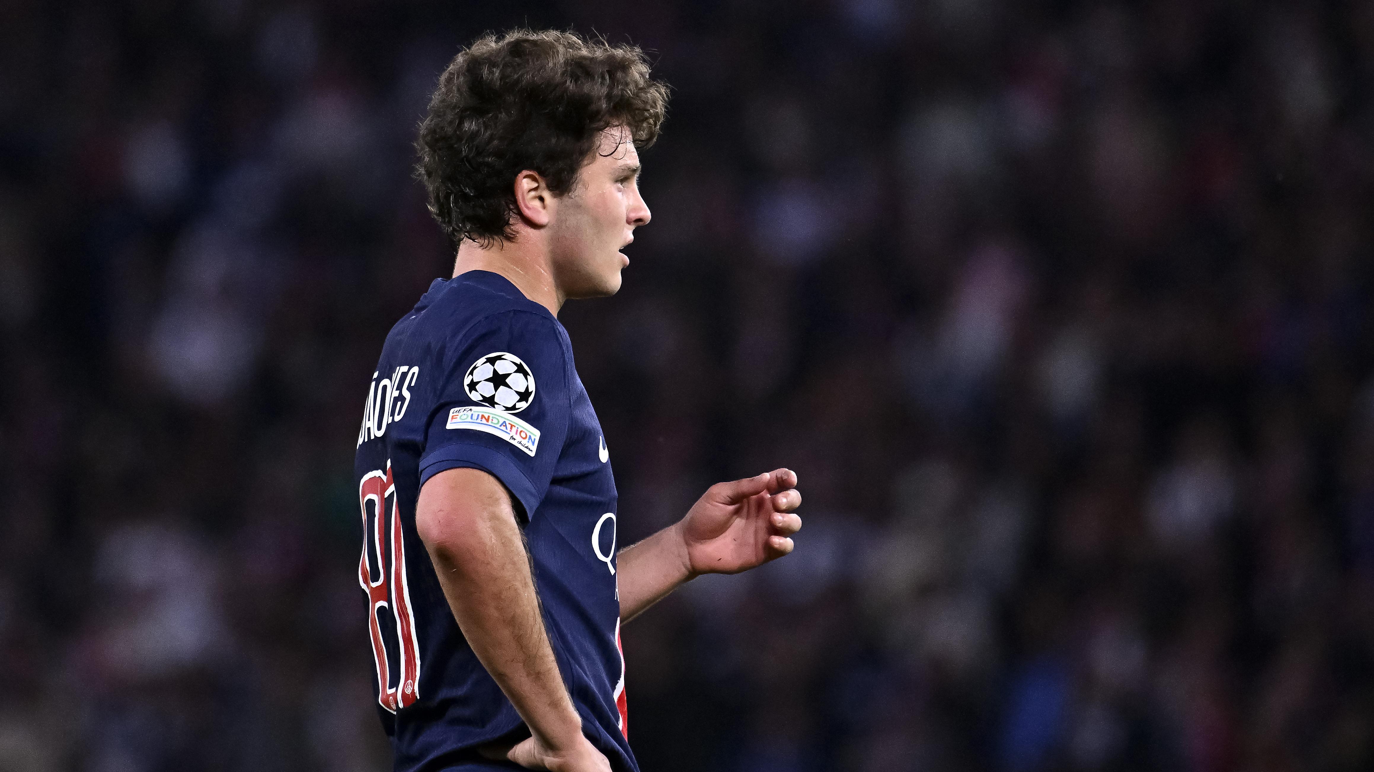 Paris Saint-Germain v Arsenal FC - UEFA Champions League 2024/25 Semi Final Second Leg