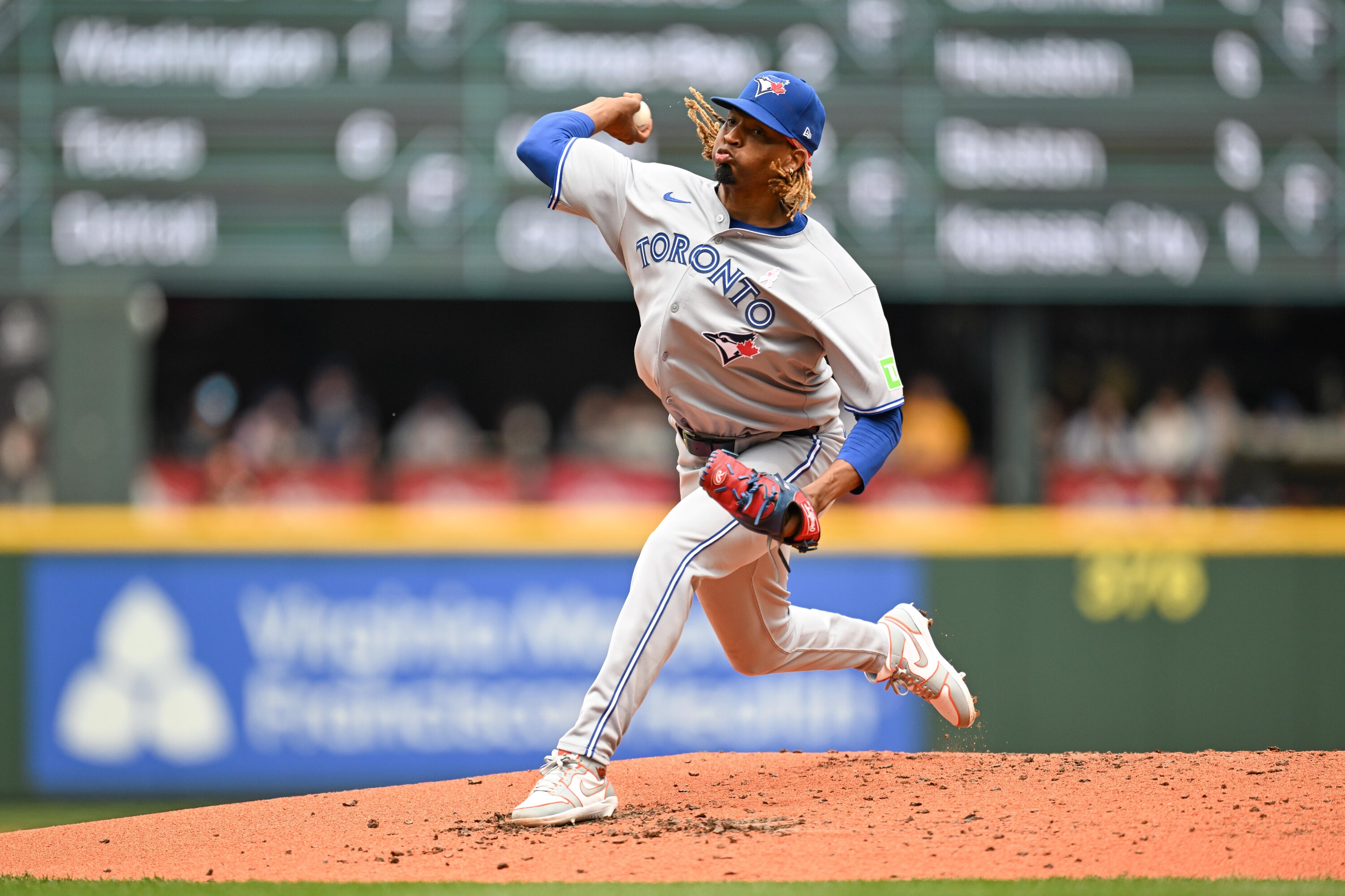 Dodgers Sign Jose Urena to Contract amid Injury Woes After 15th Pitcher Hits IL