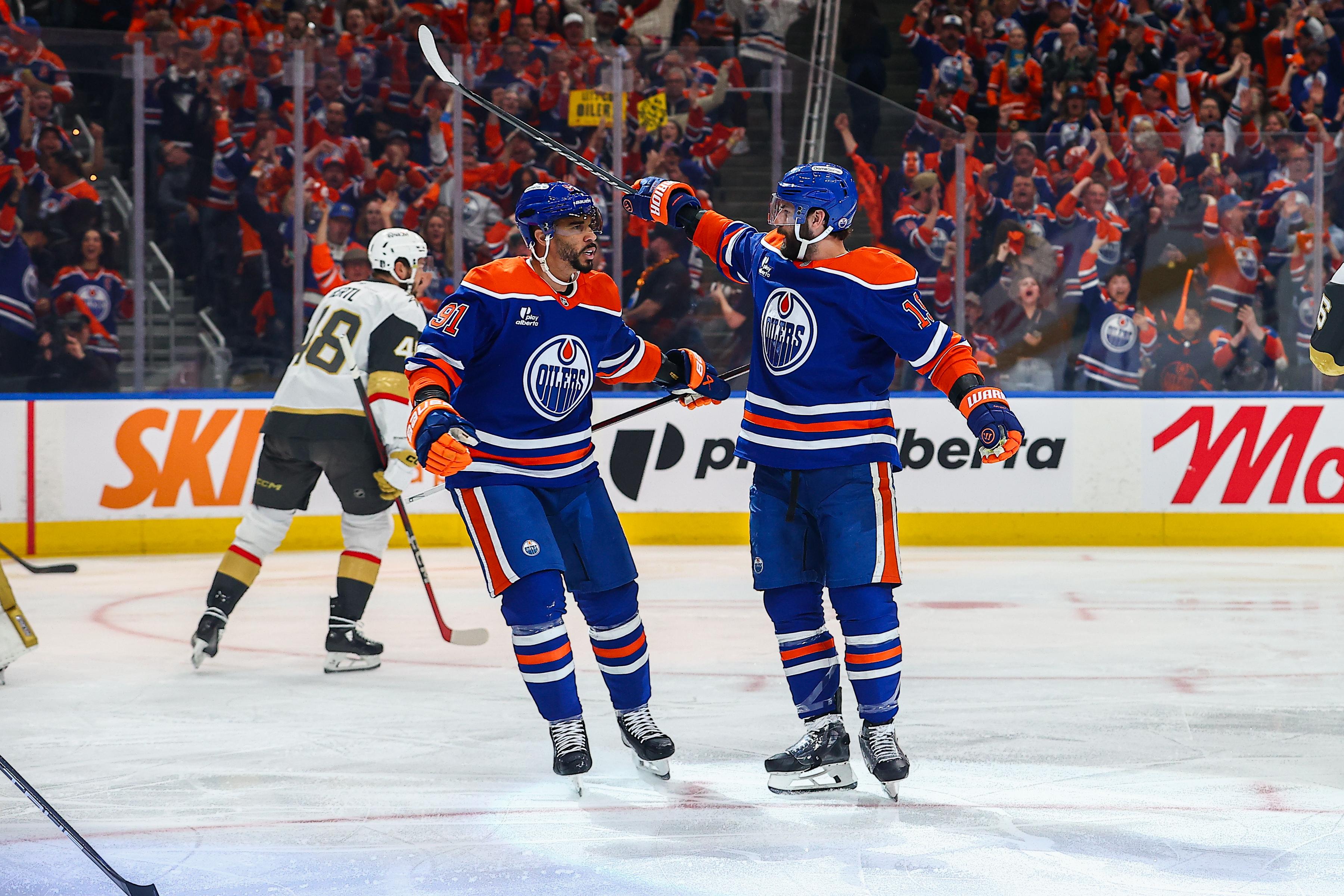 NHL: MAY 12 Stanley Cup Playoffs 2nd Round Golden Knights at Oilers