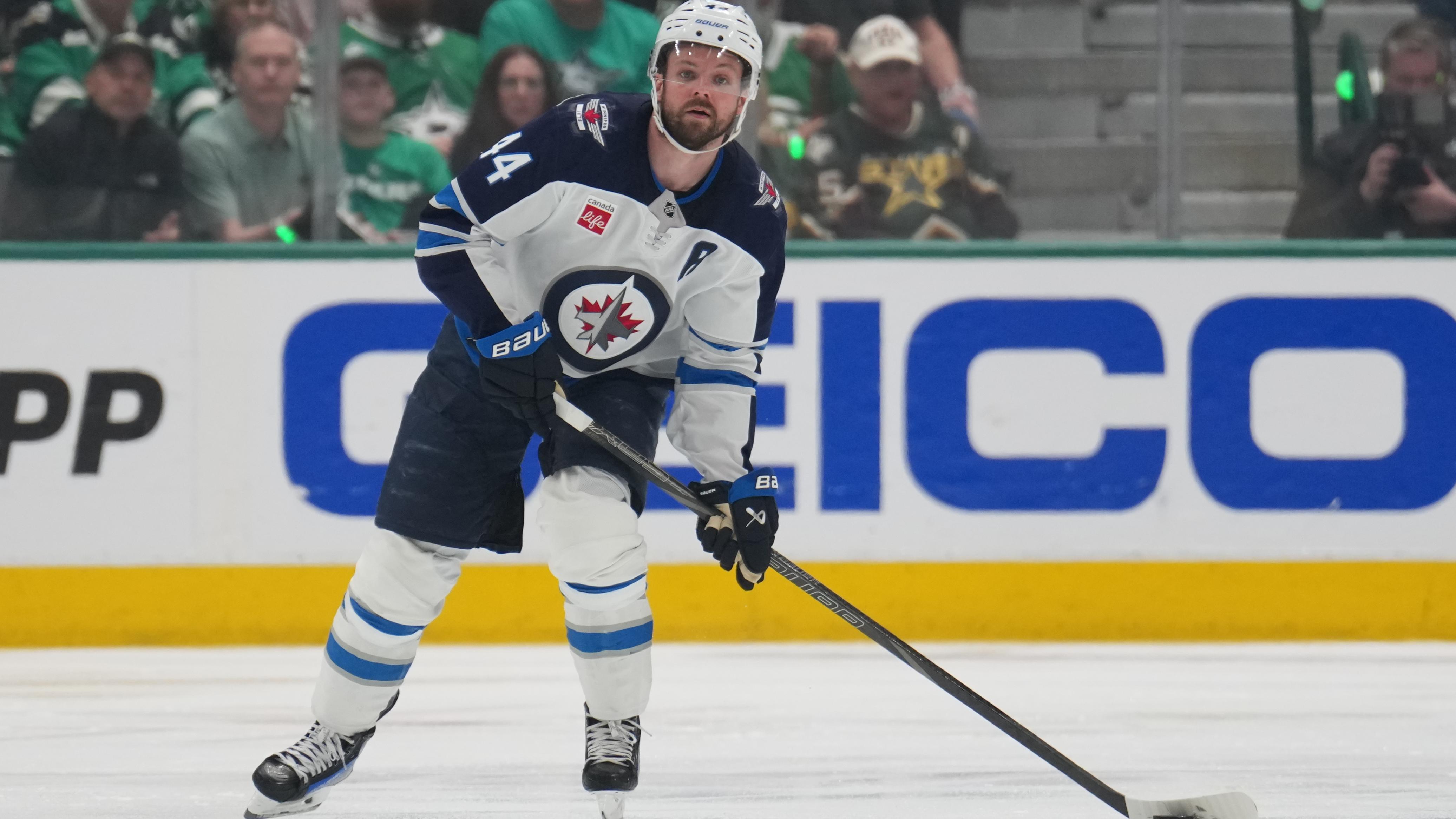 Winnipeg Jets v Dallas Stars