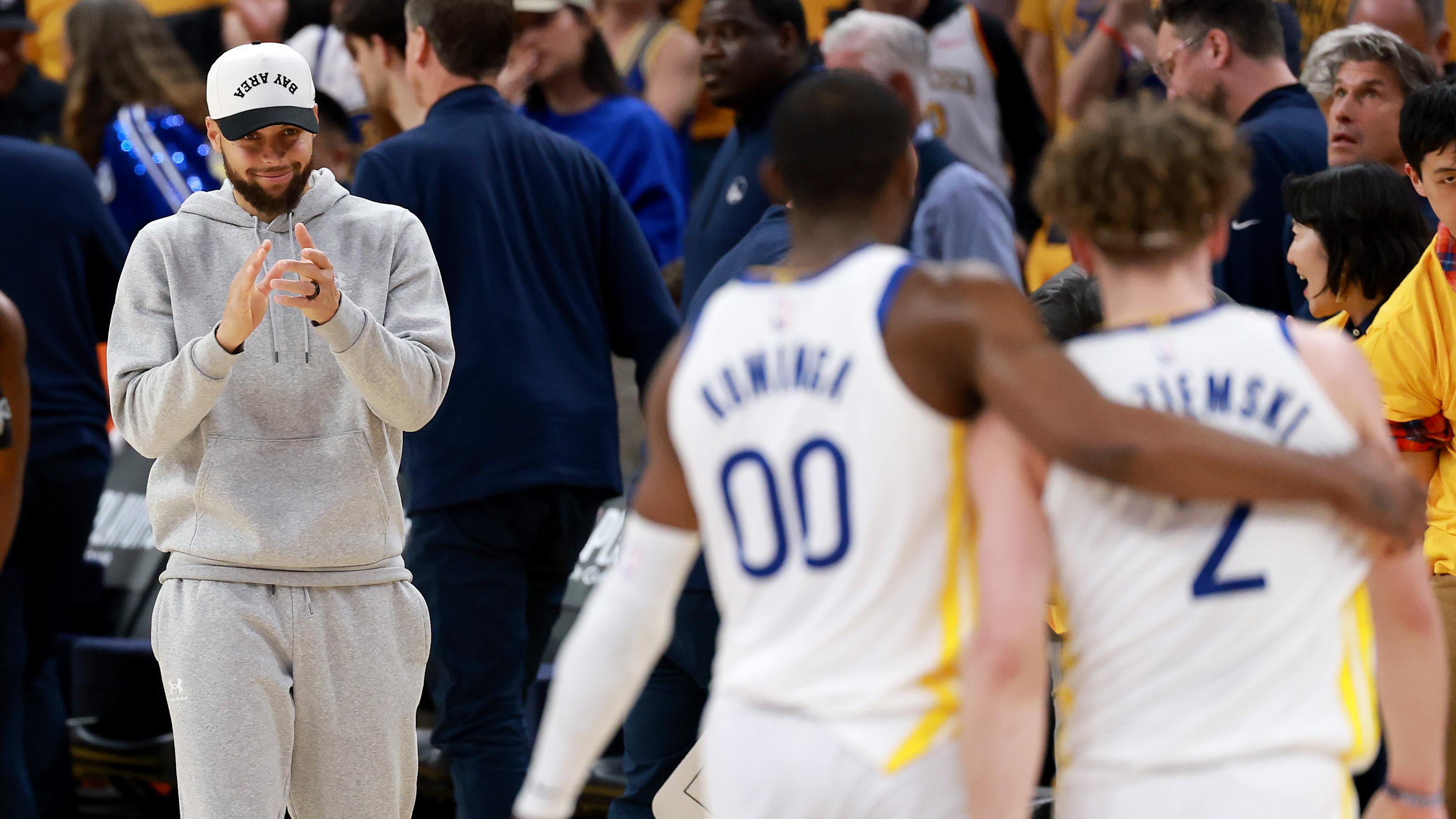 Minnesota Timberwolves v Golden State Warriors - Game Three