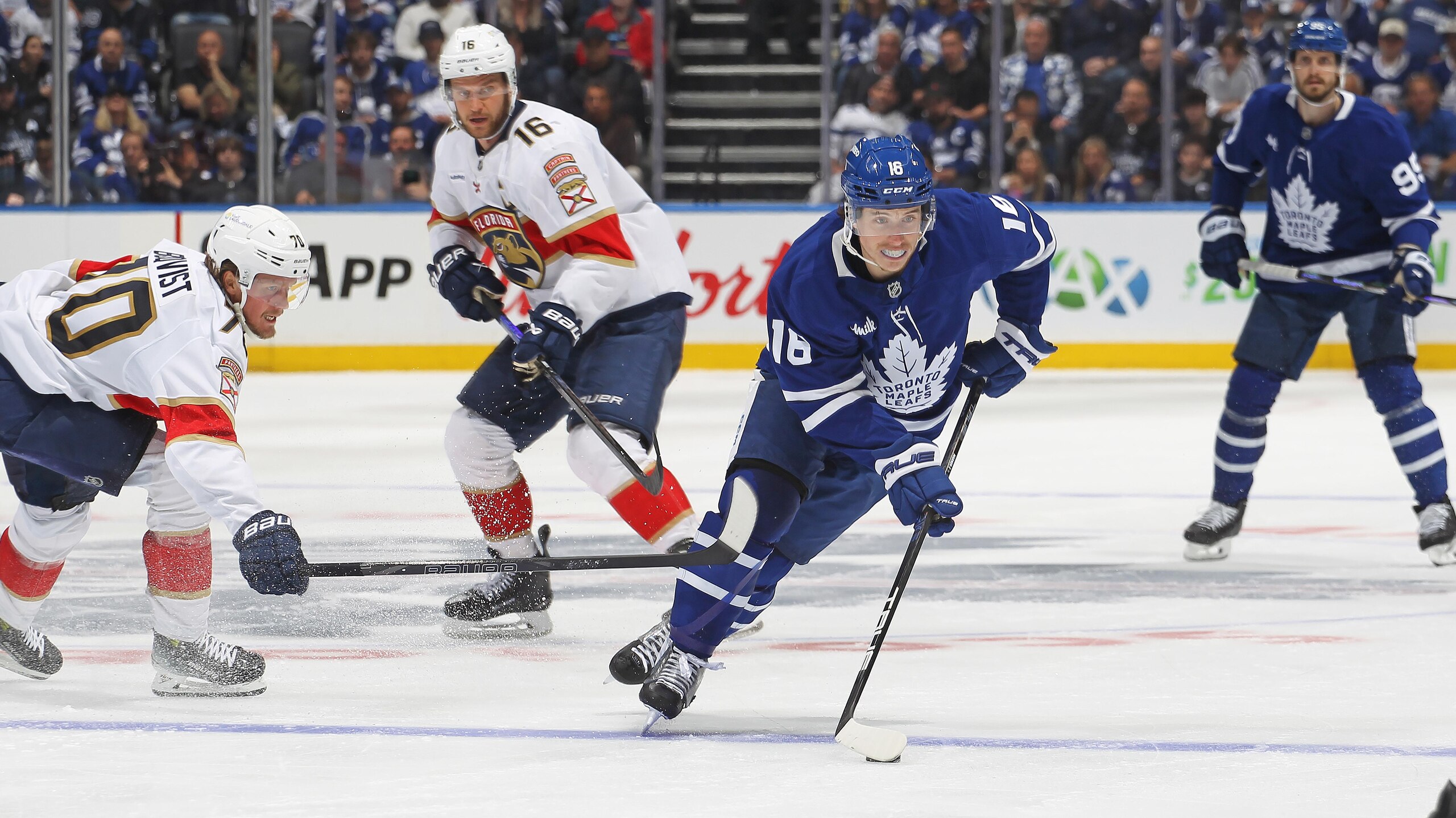 Florida Panthers v Toronto Maple Leafs - Game Five Florida Panthers v Toronto Maple Leafs - Game Five