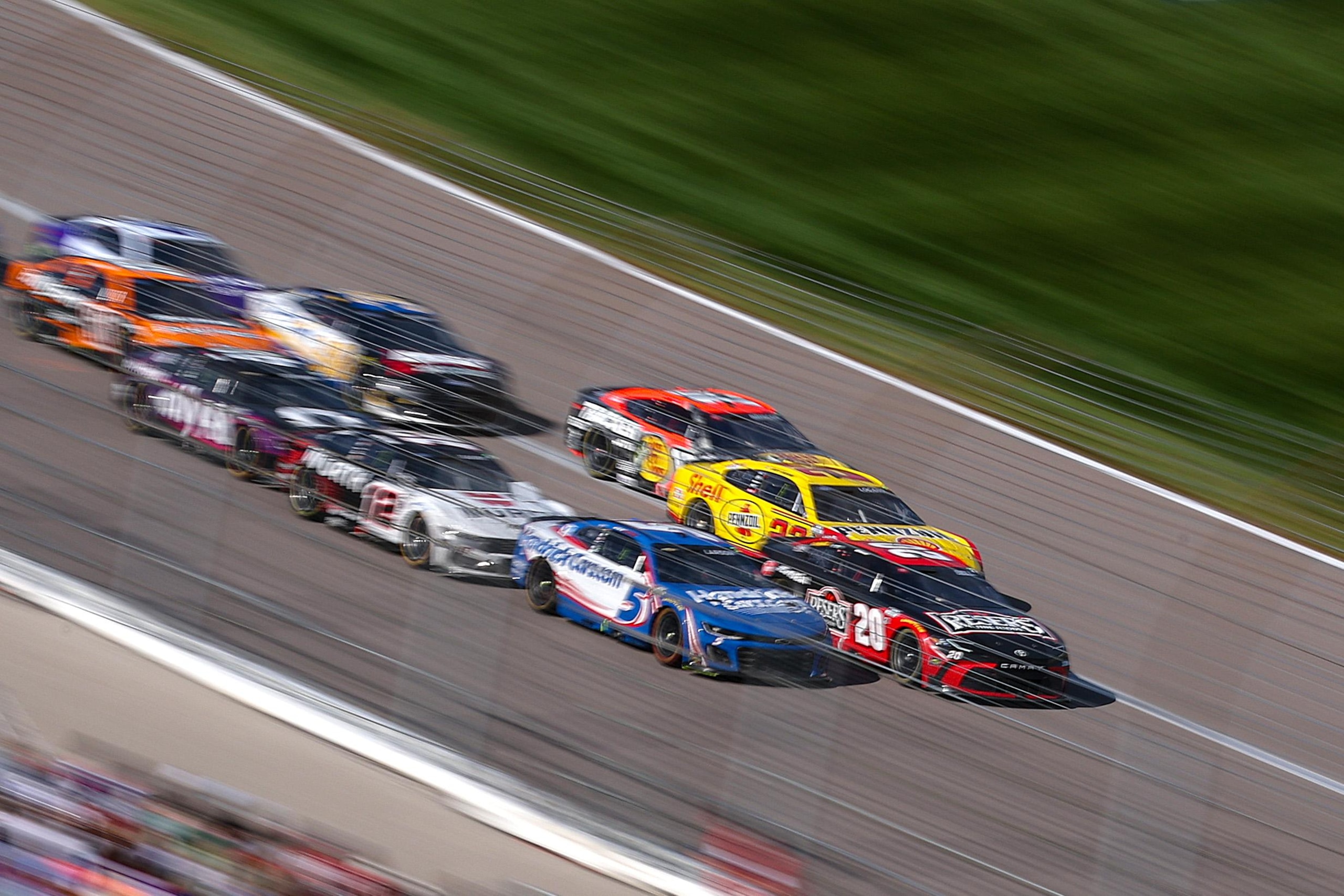 NASCAR Cup Series AdventHealth 400