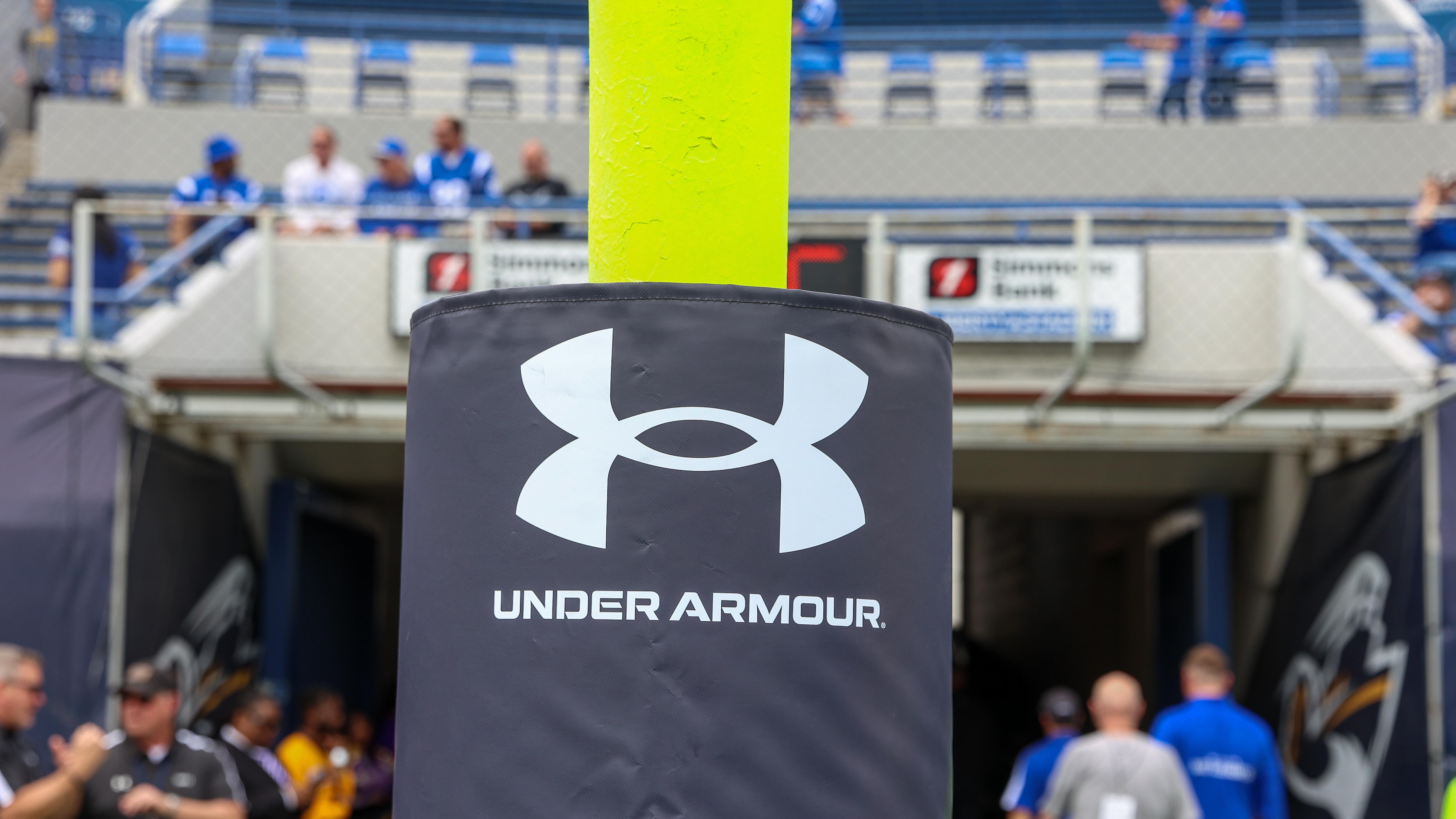 St Louis Battlehawks v Memphis Showboats