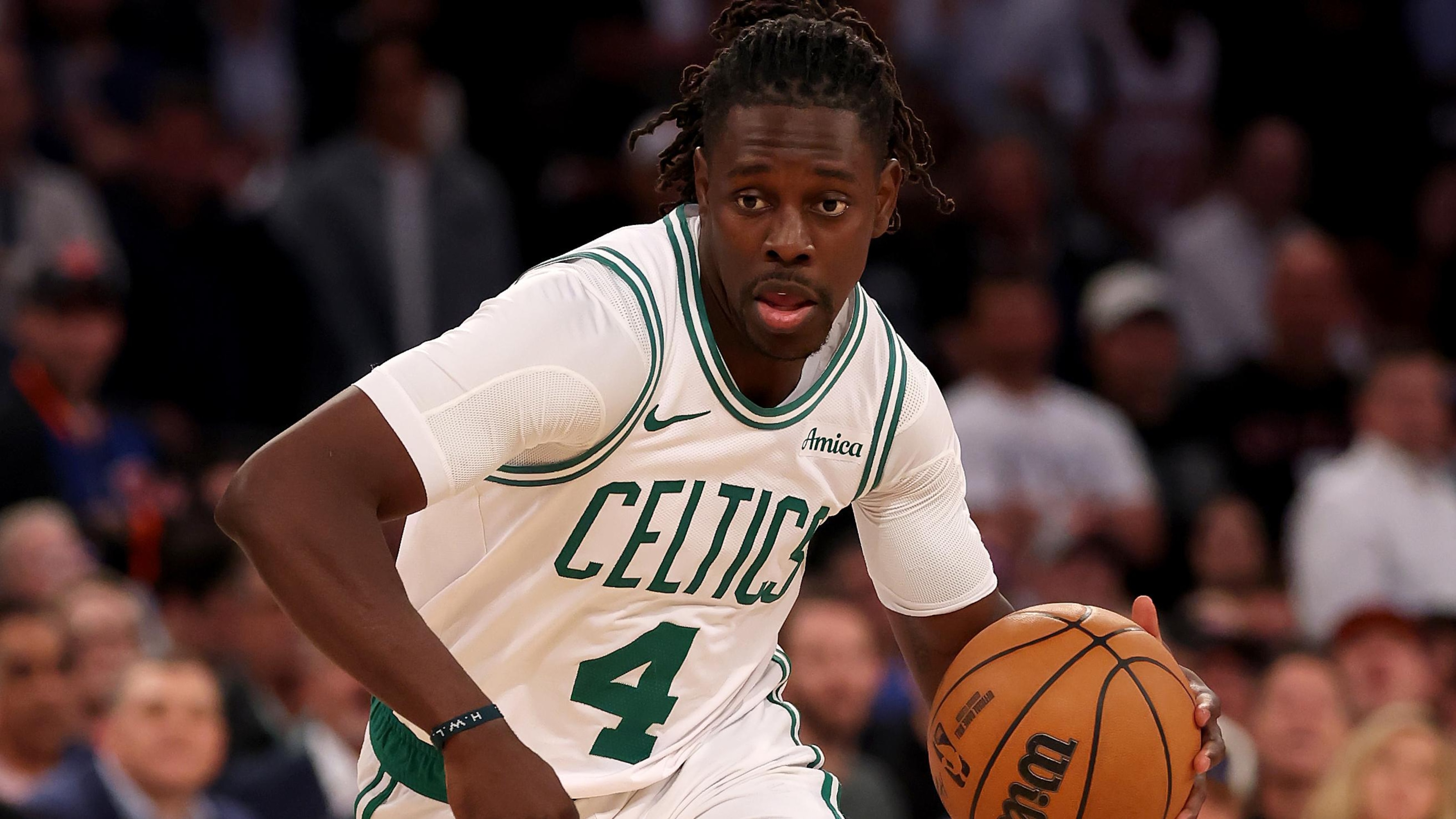 Jrue Holiday's Medicals Reportedly Led Celtics, Blazers to Tweak Anfernee Simons Trade