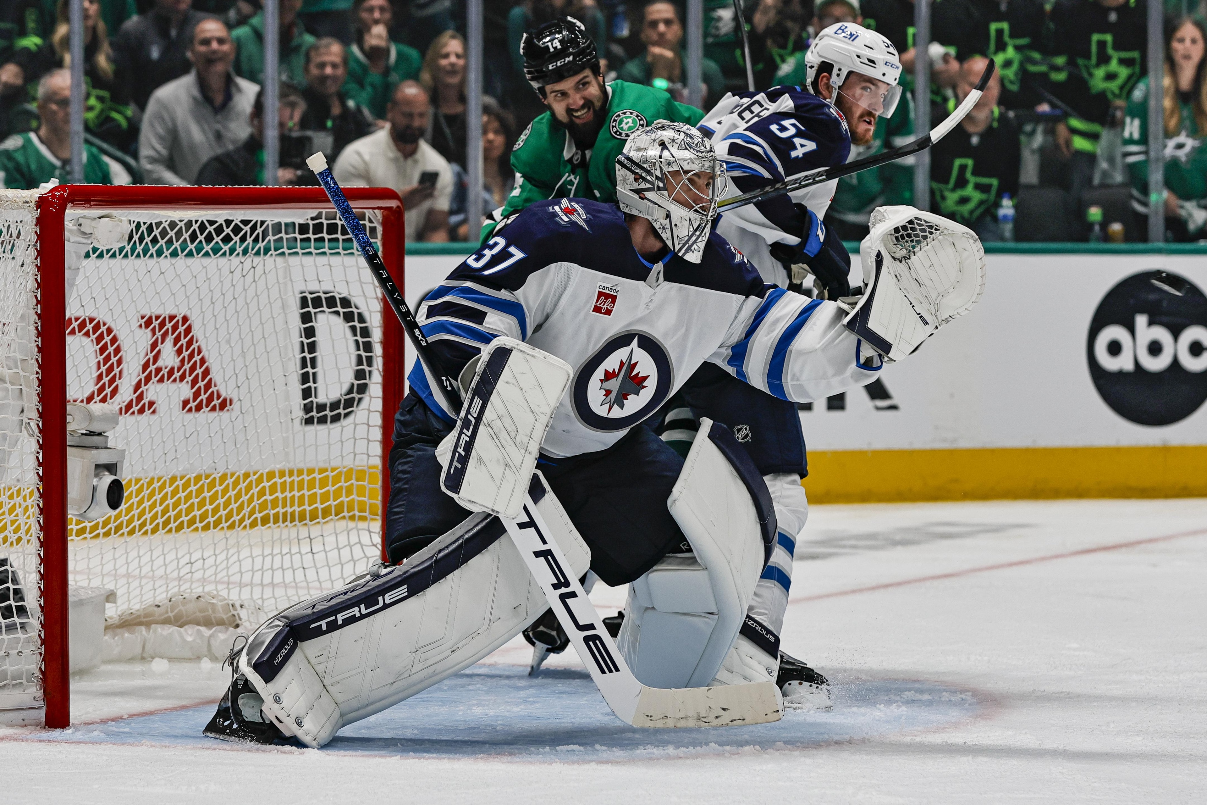 NHL: MAY 17 Stanley Cup Playoffs 2nd Round Jets at Stars