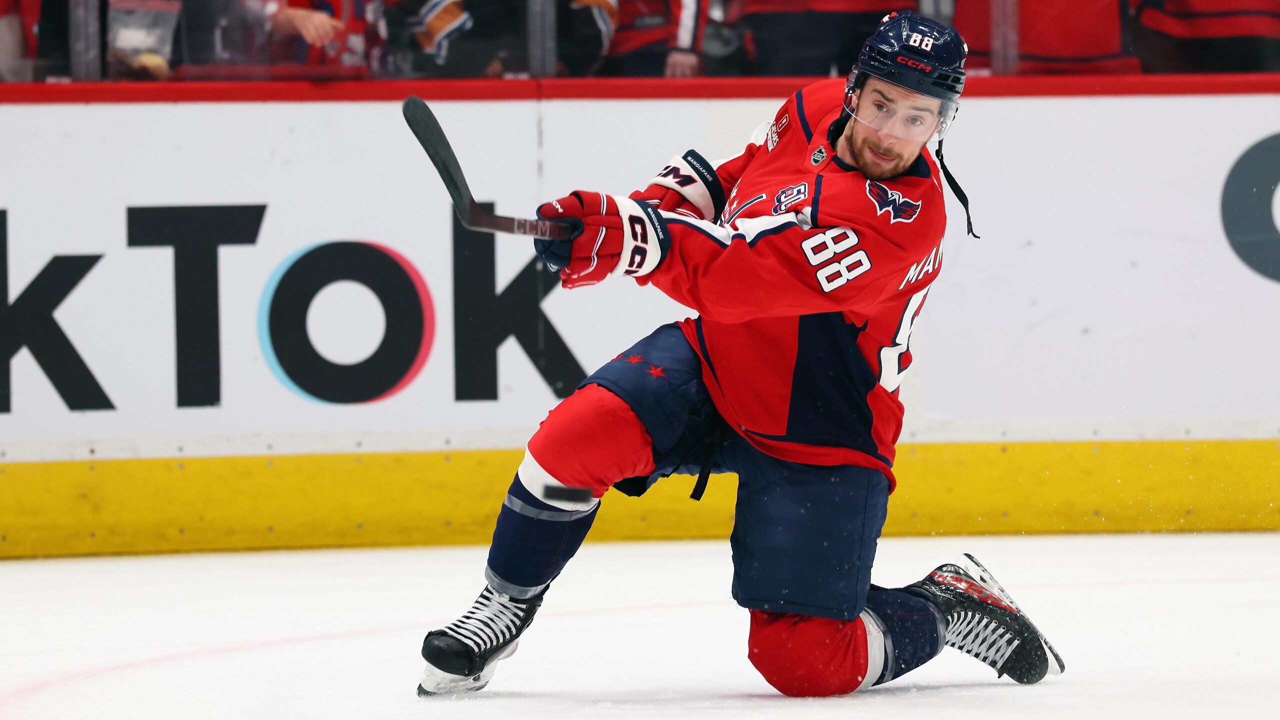 Carolina Hurricanes v Washington Capitals - Game Five