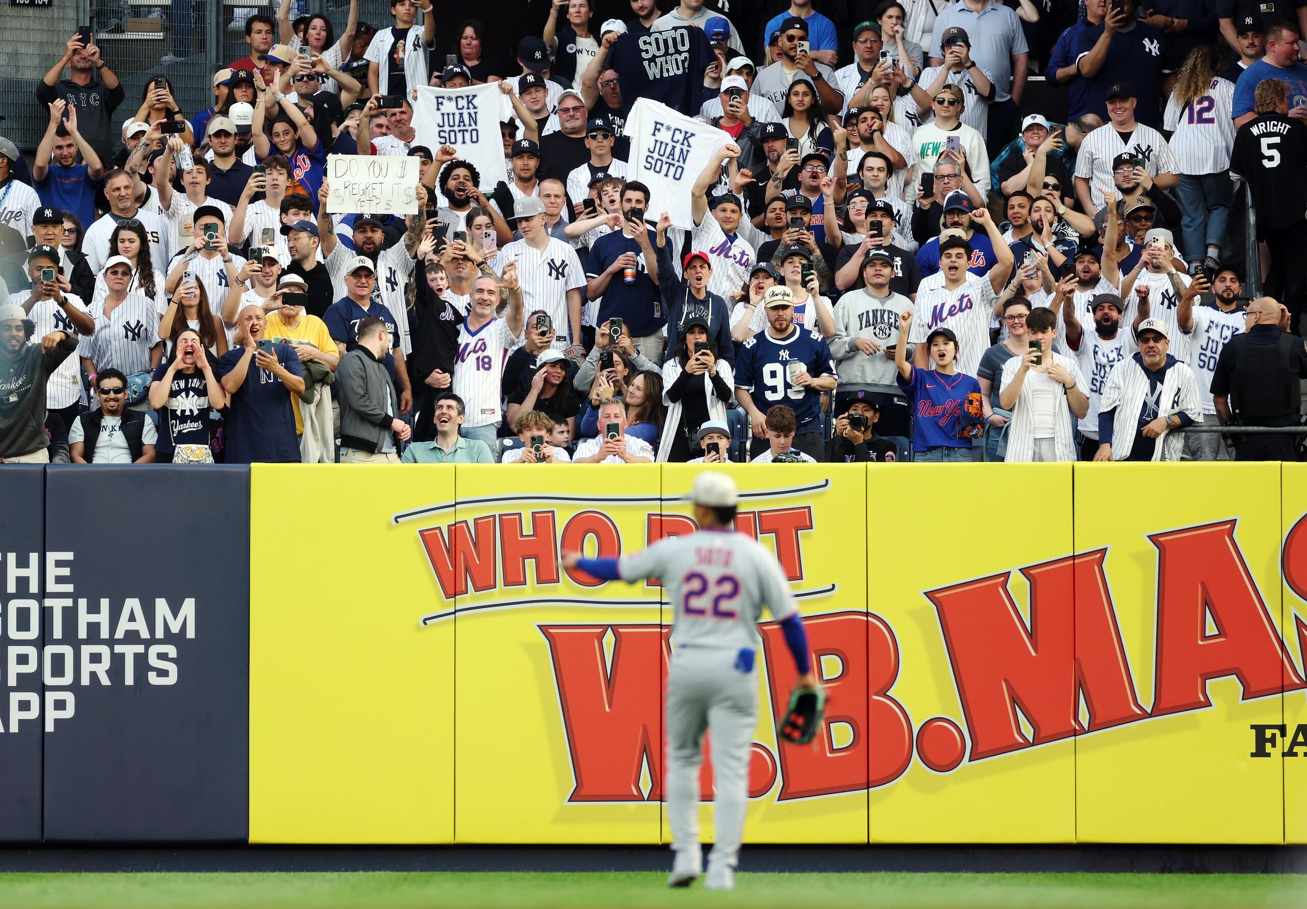New York Mets v New York Yankees