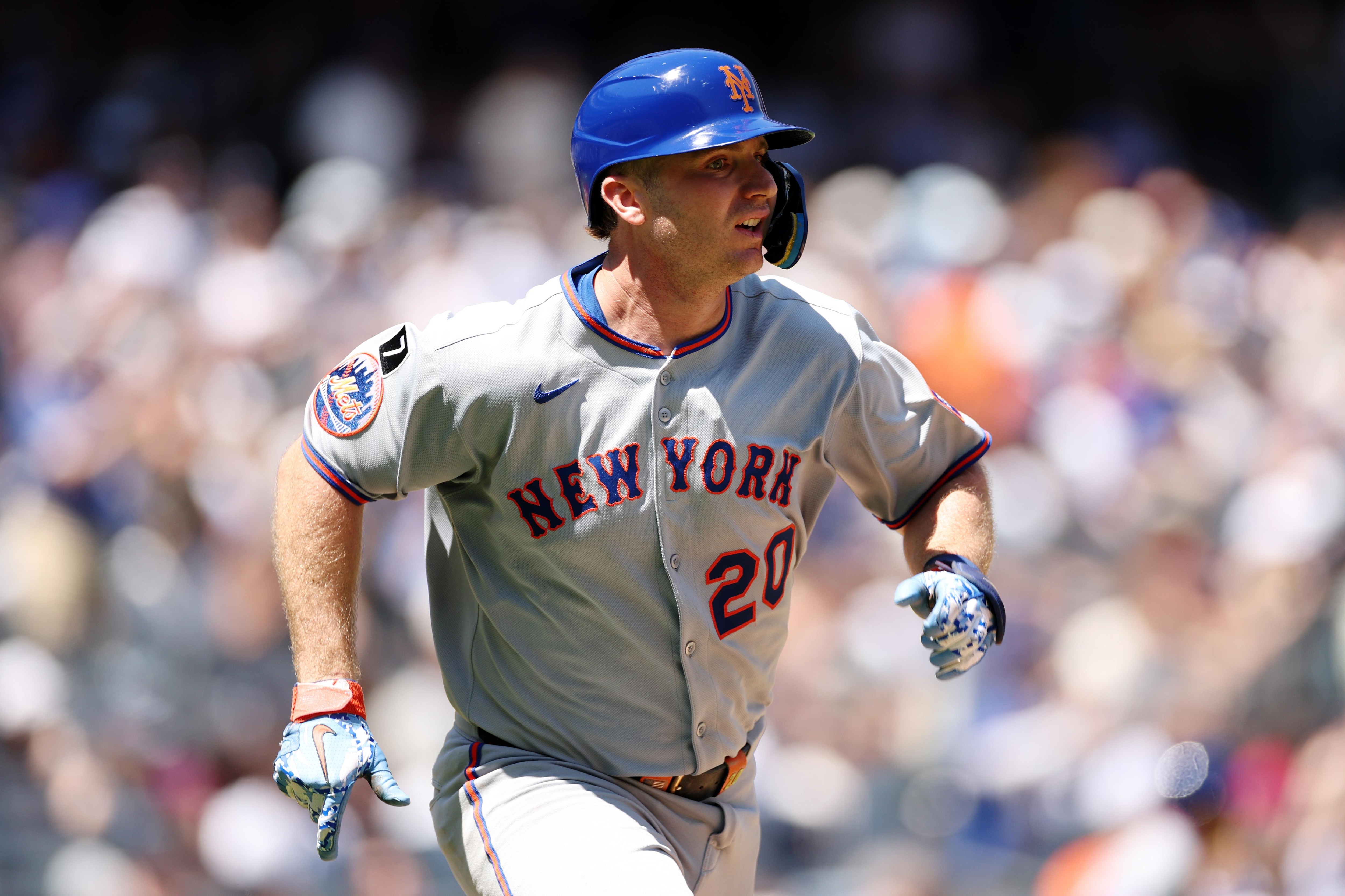 New York Mets v New York Yankees