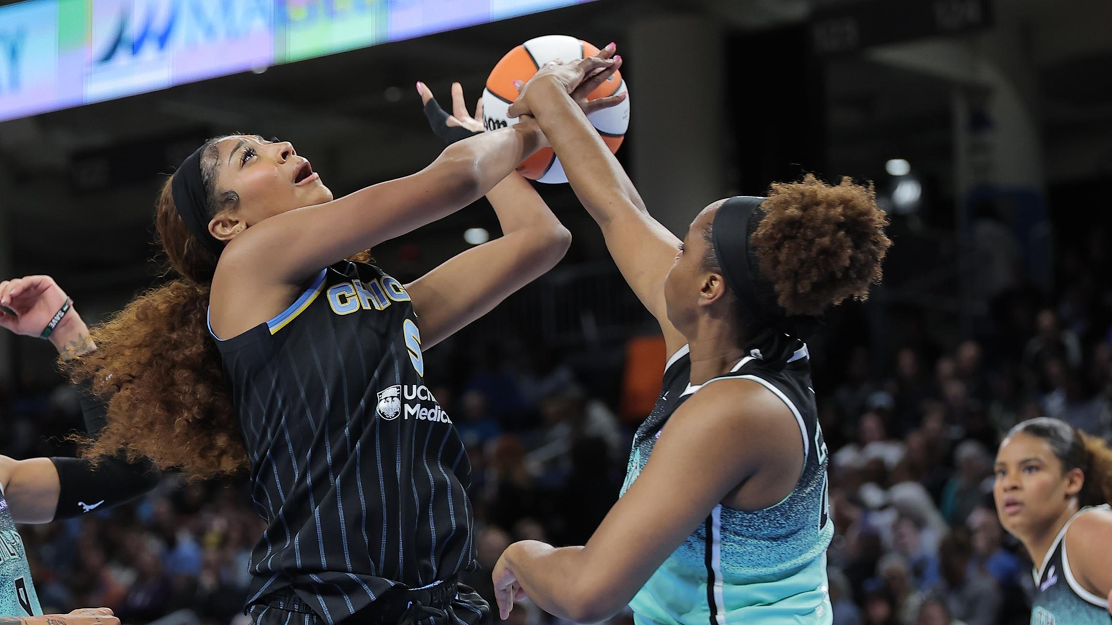 WNBA: MAY 22 New York Liberty at Chicago Sky WNBA: MAY 22 New York Liberty at Chicago Sky