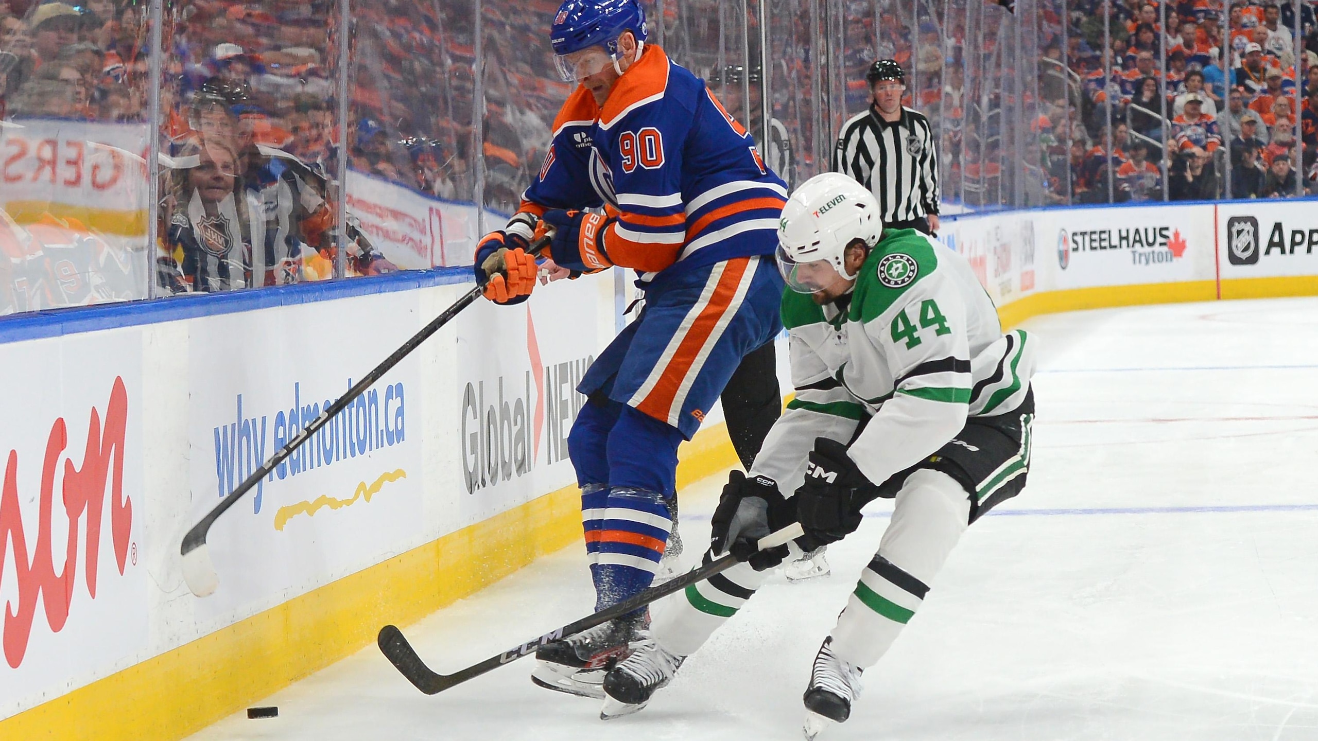 Dallas Stars v Edmonton Oilers - Game Three