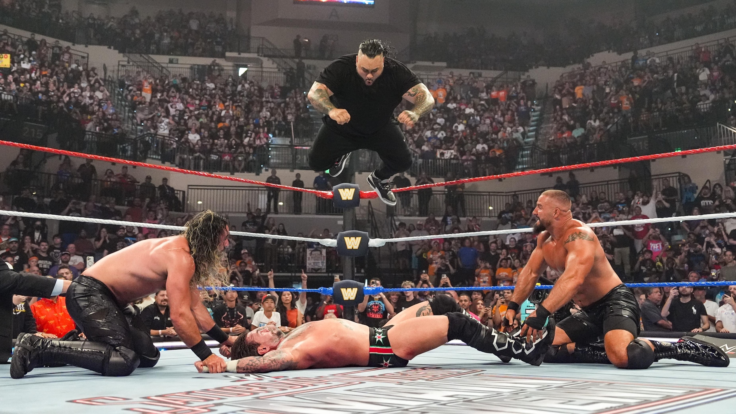 WWE Saturday Night's Main Event