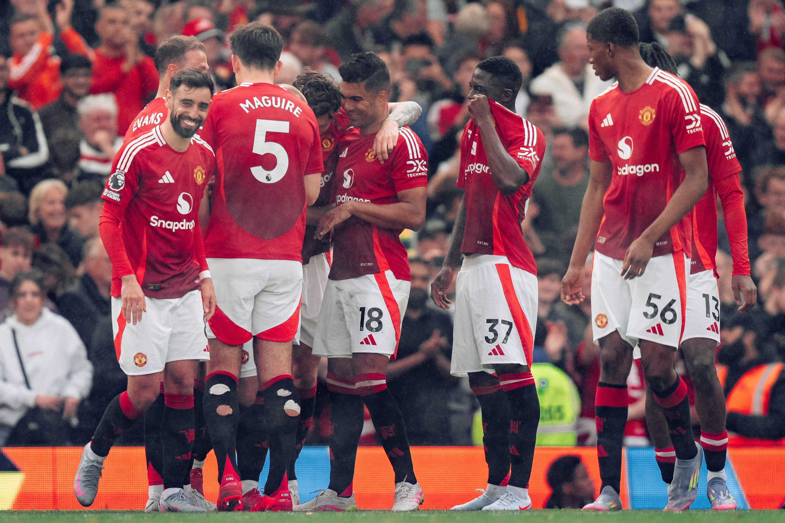 Manchester United FC v Aston Villa FC - Premier League