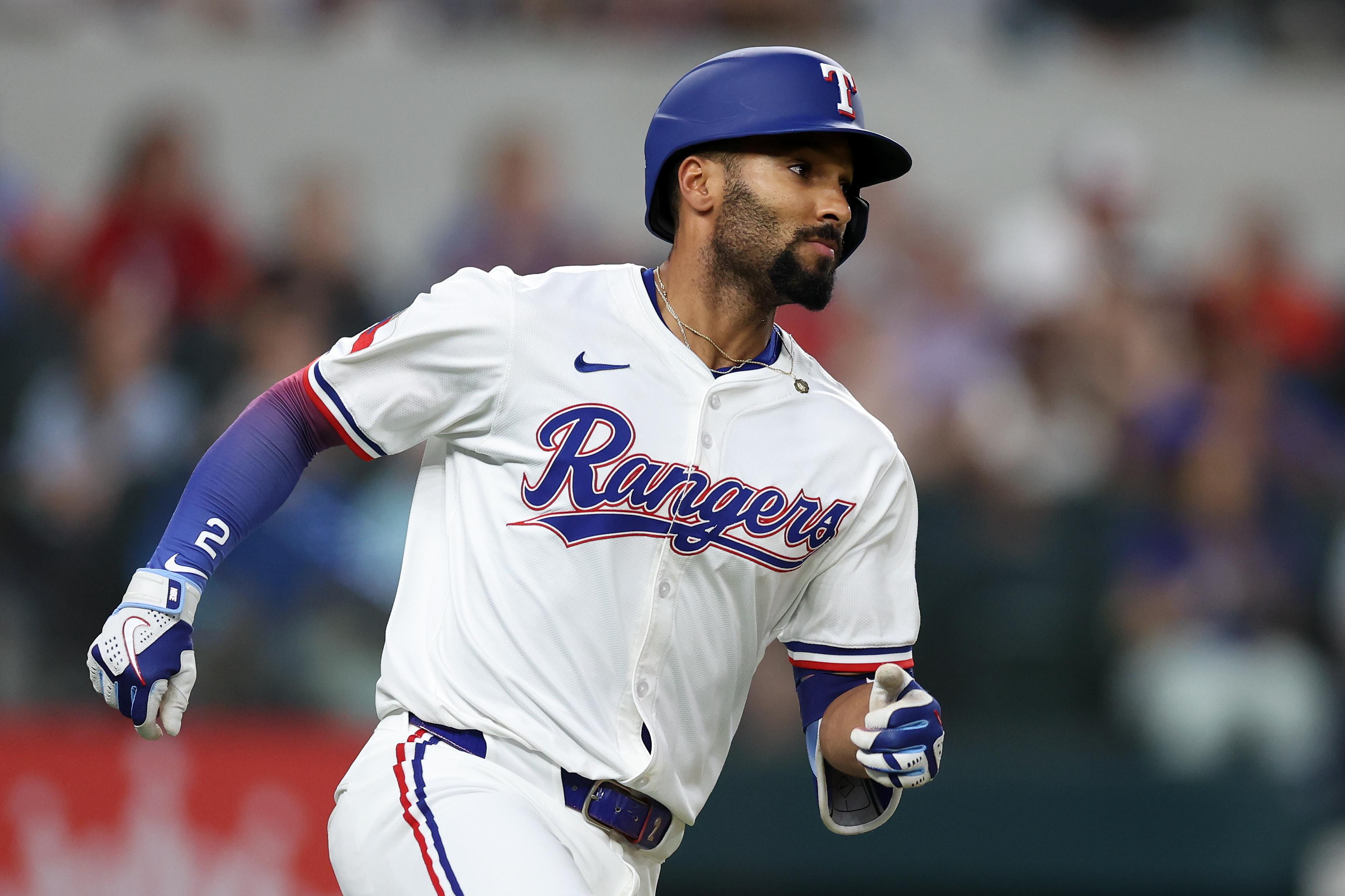 Toronto Blue Jays v Texas Rangers