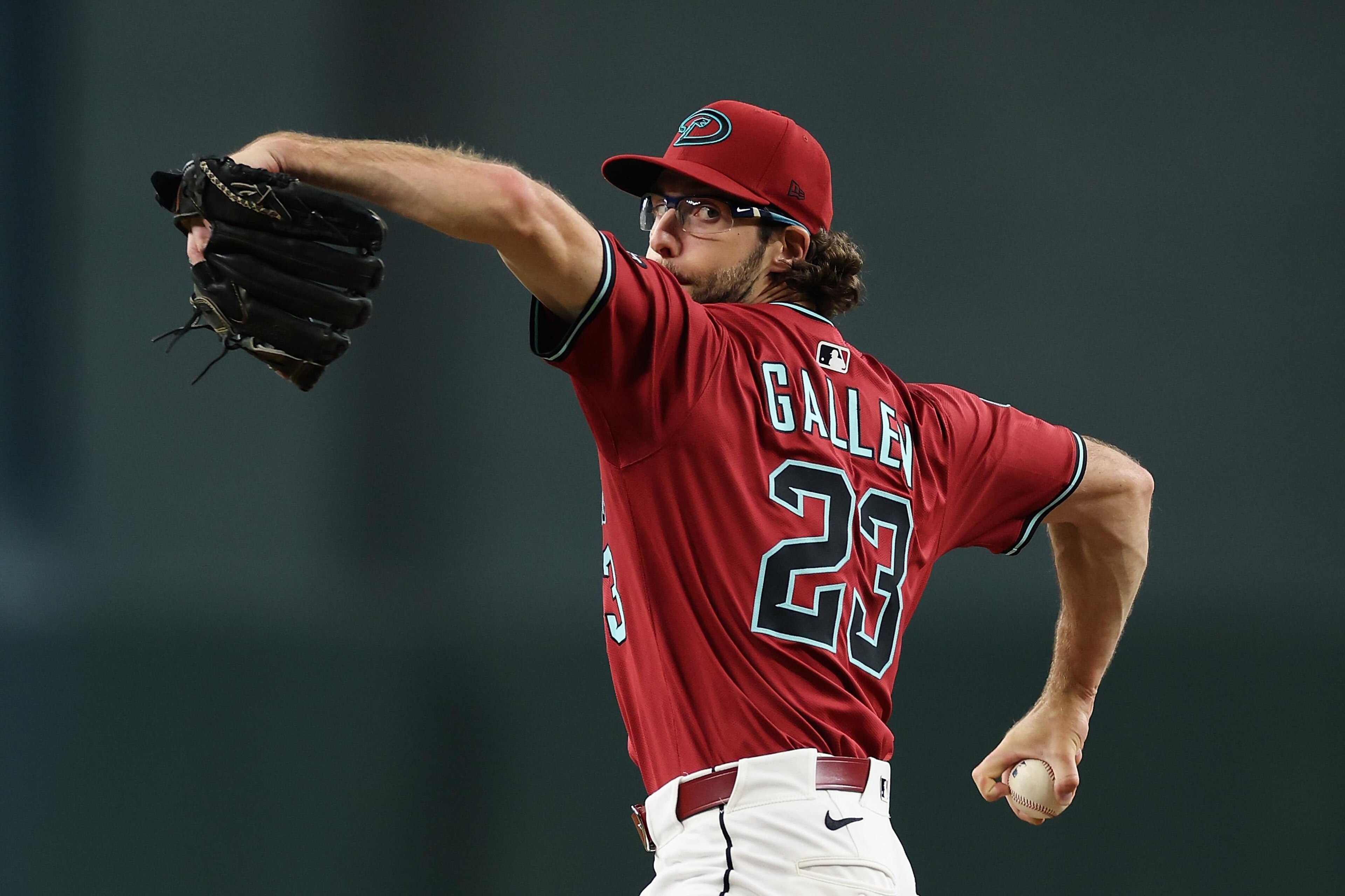 Pittsburgh Pirates v Arizona Diamondbacks