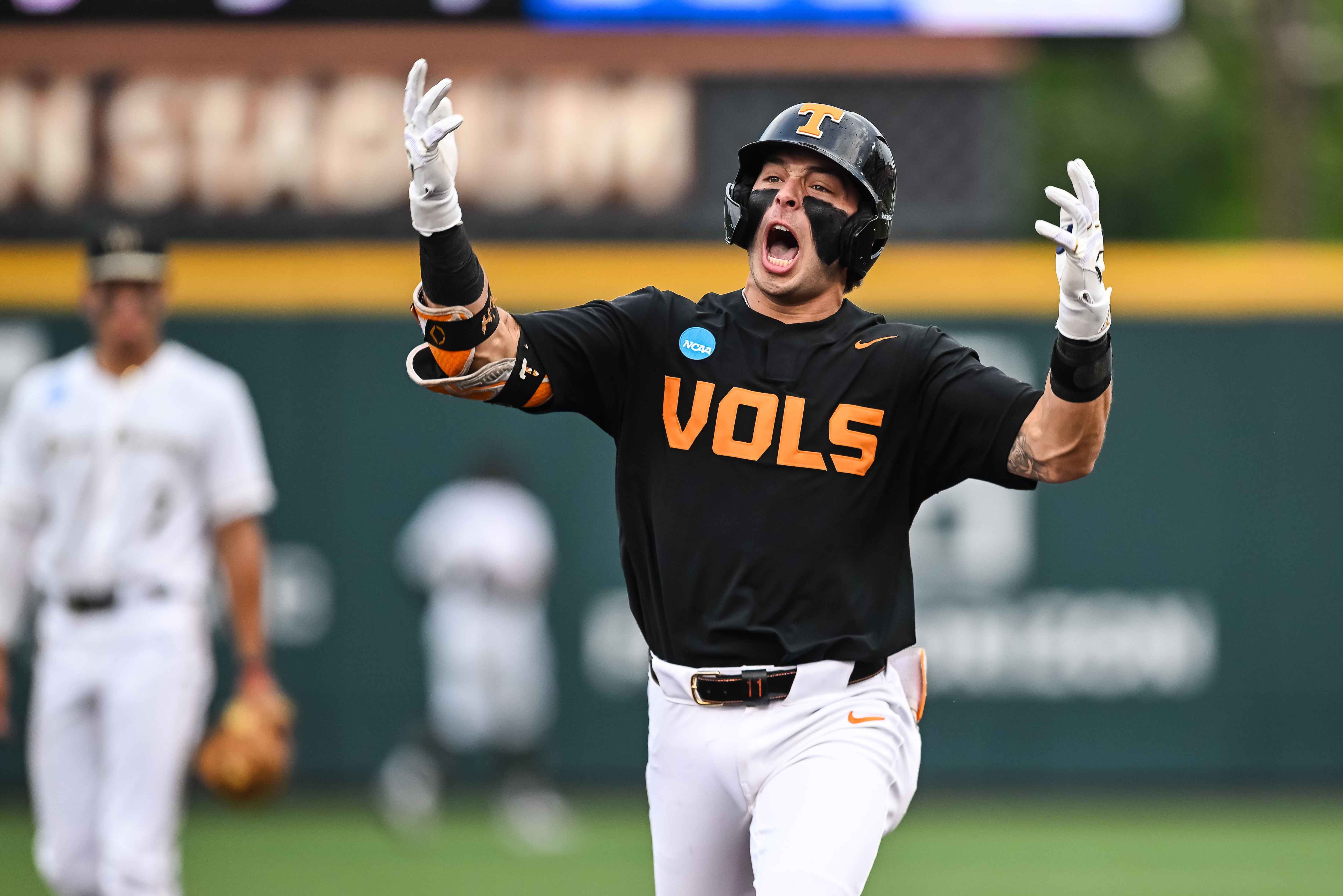 NCAA BASEBALL: JUN 01 Division I Regional - Wake Forest vs Tennessee NCAA BASEBALL: JUN 01 Division I Regional - Wake Forest vs Tennessee