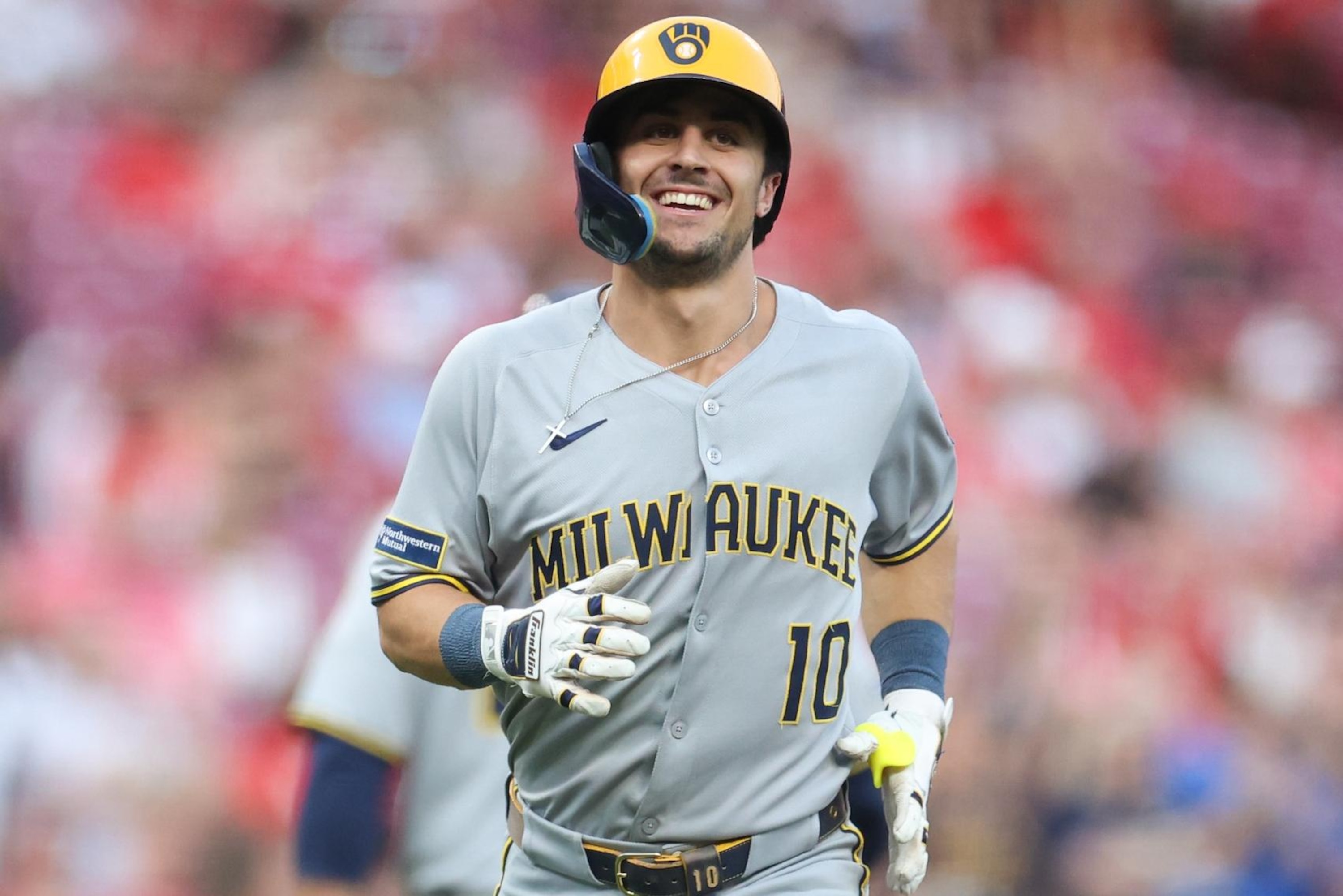 Brewers' Sal Frelick Gifts Signed Bat to Fan Who Climbed Wrigley Field Net on Video