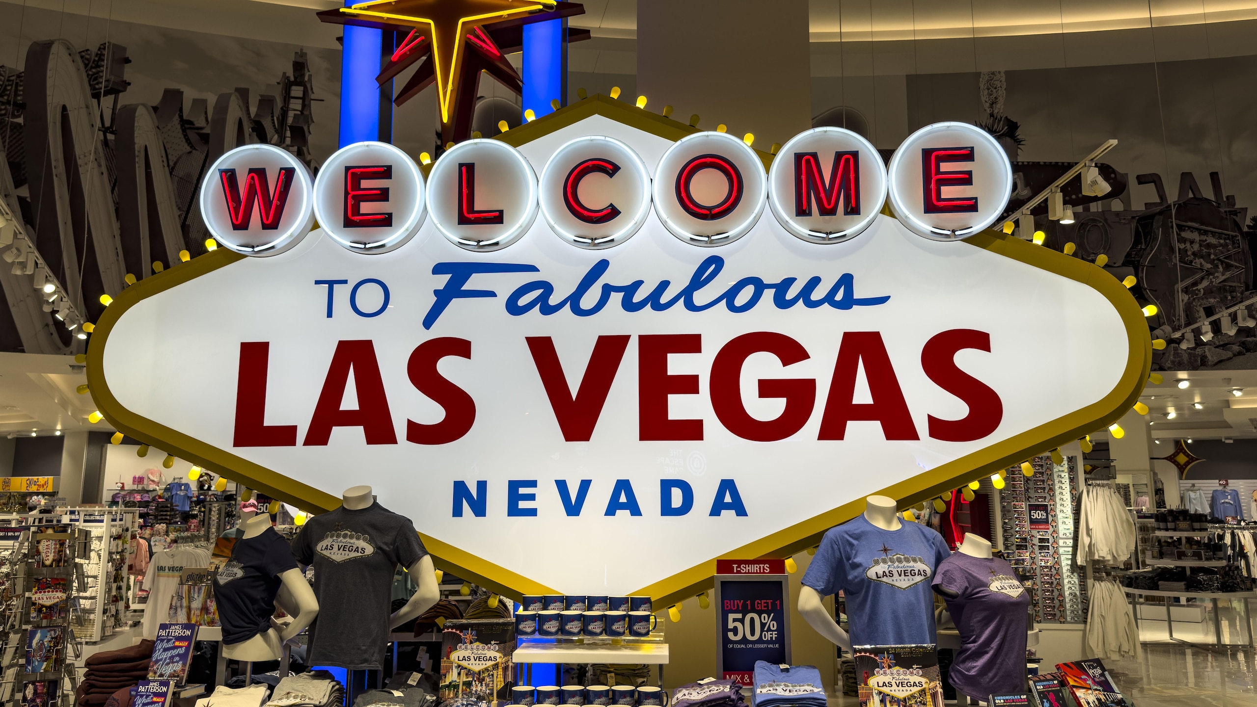 Las Vegas Weathers Uncertain Economic Storm