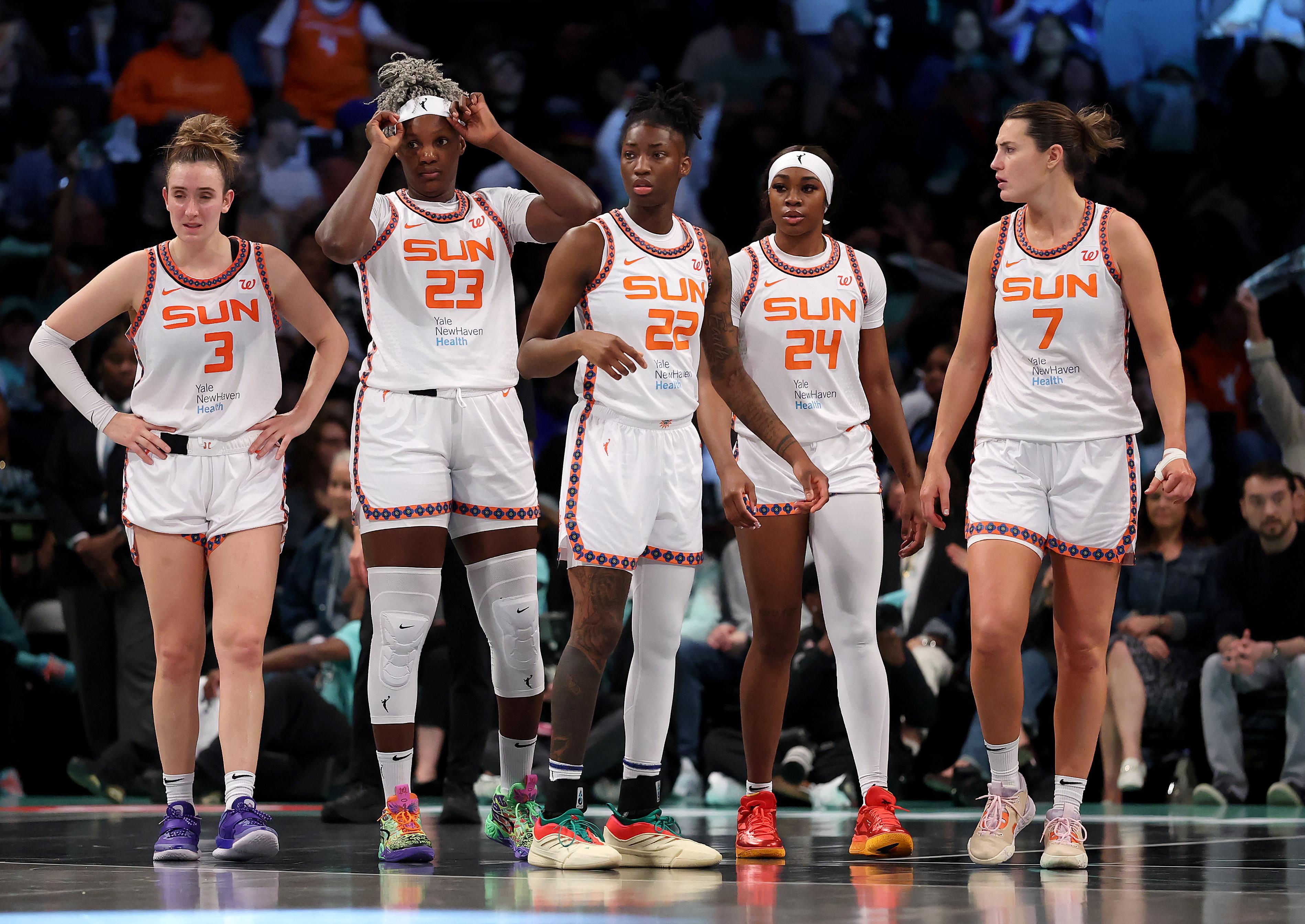 Connecticut Sun v New York Liberty