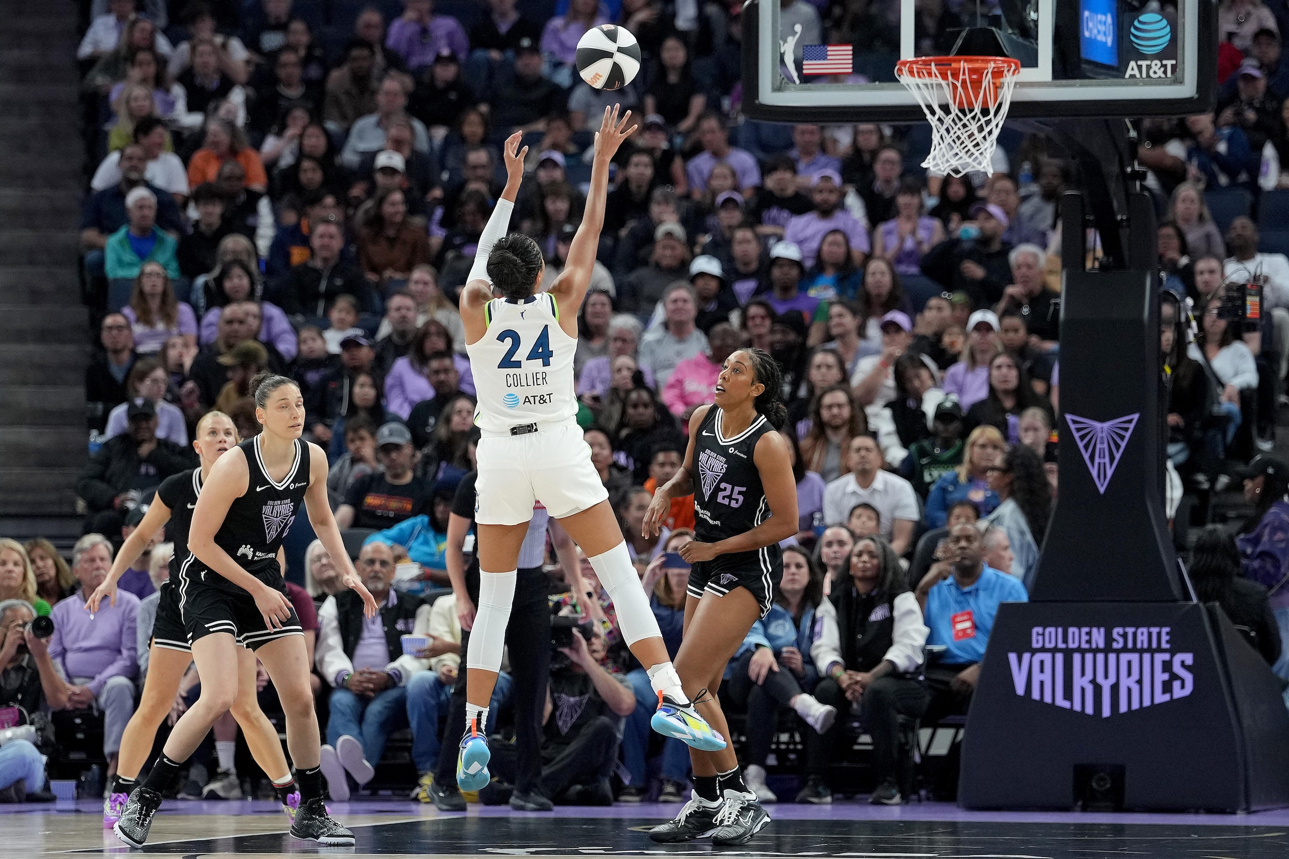 Minnesota Lynx v Golden State Valkyries