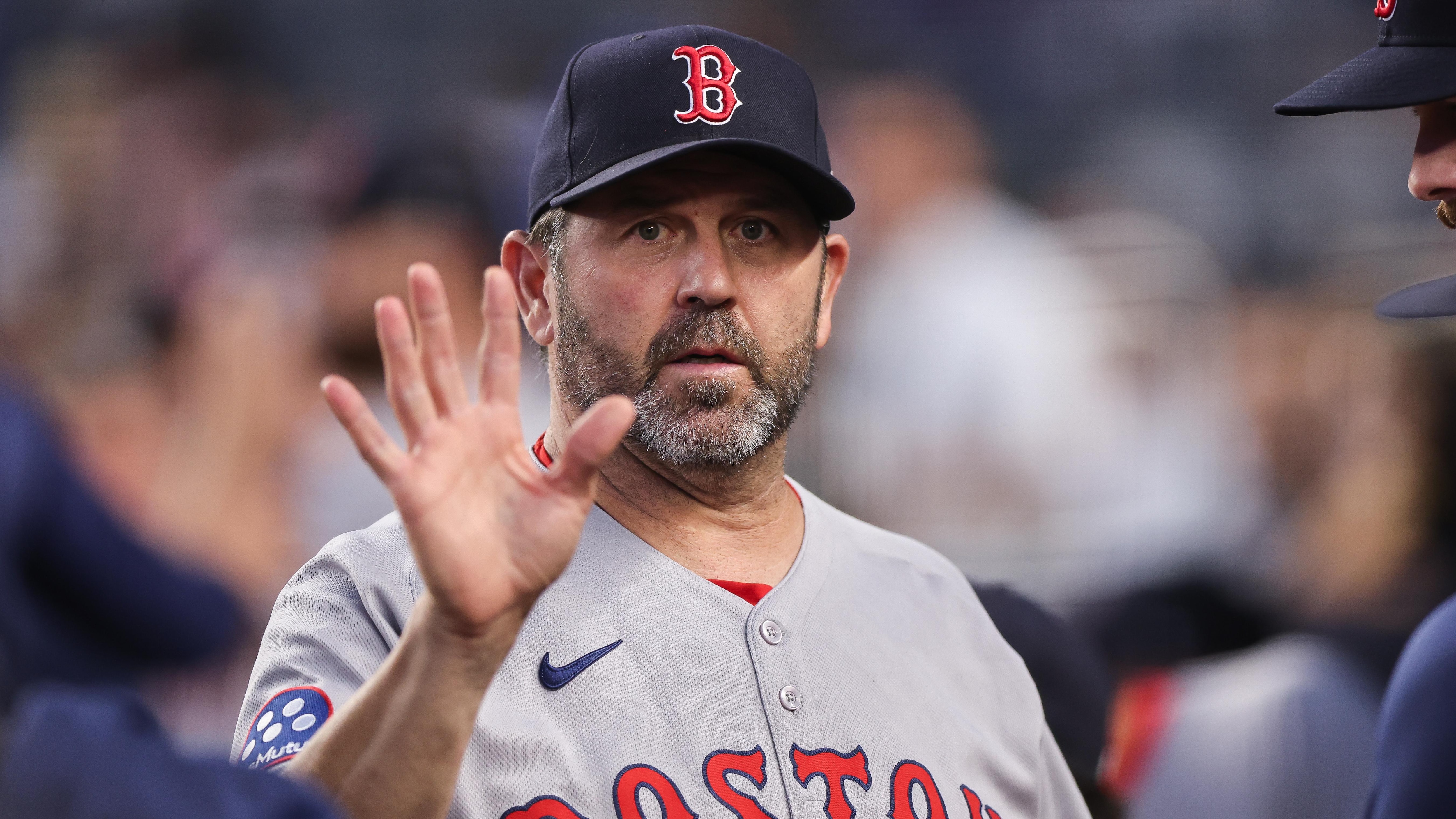 Red Sox Icon Jason Varitek Sets Team's Fantasy Football Draft with BP  Session on Video