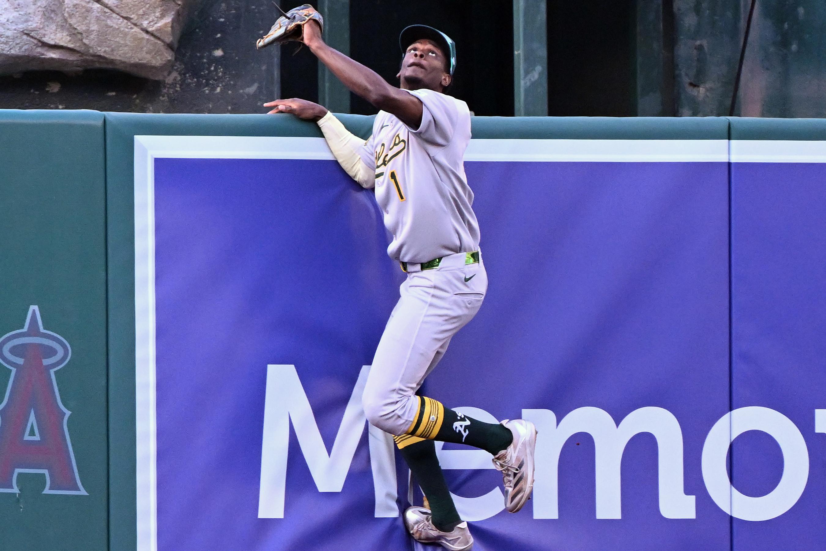 MLB: JUN 09 Athletics at Angels